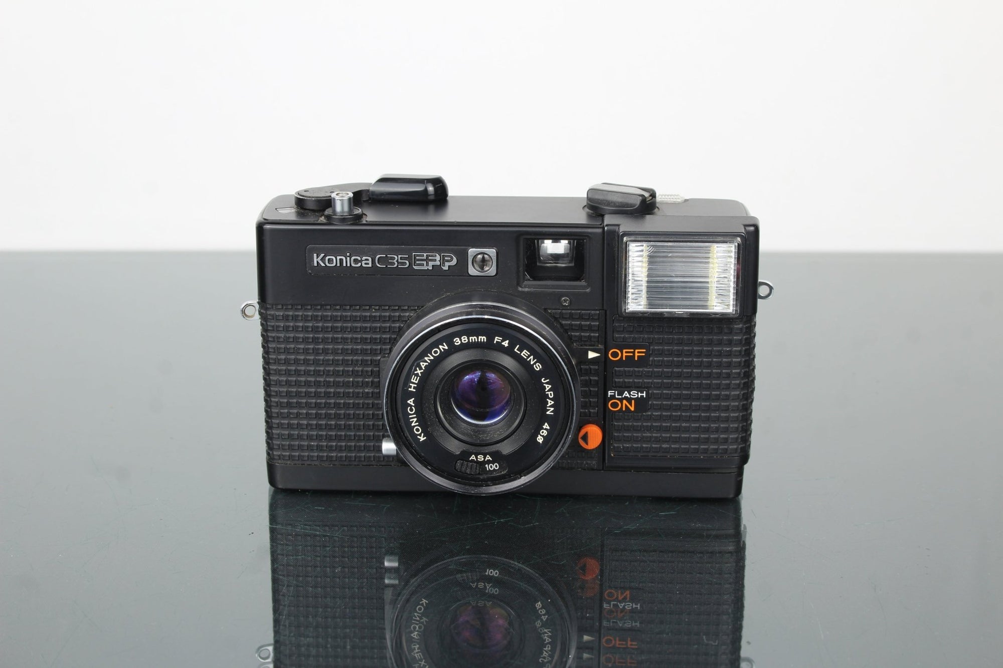 Konica C35 EFP - Dutch|Thrift