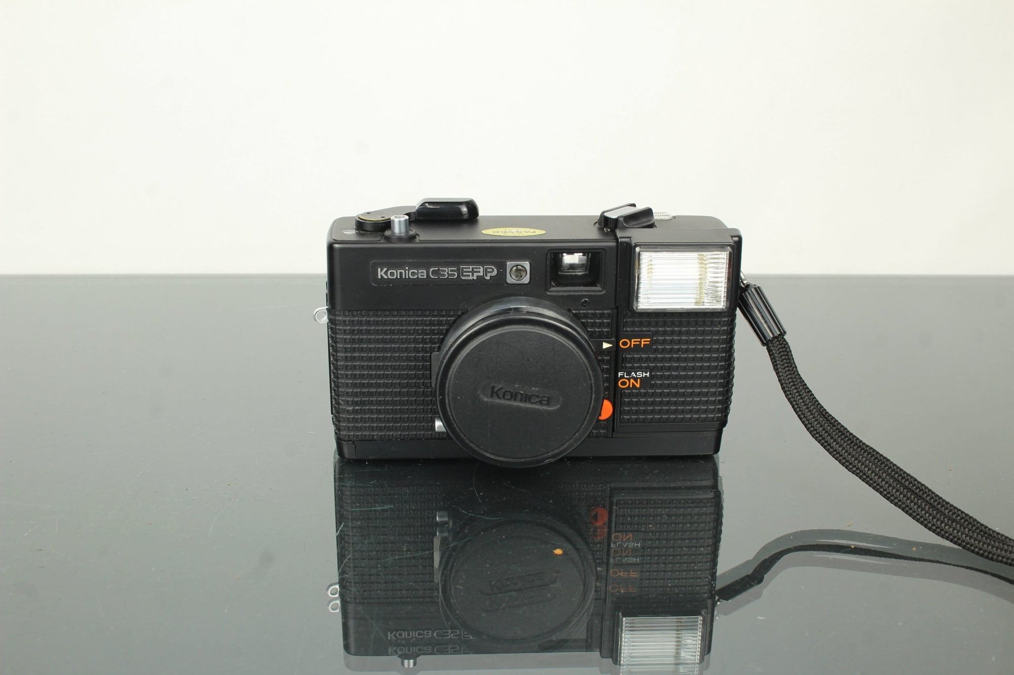 Konica C35 EFP - Dutch|Thrift