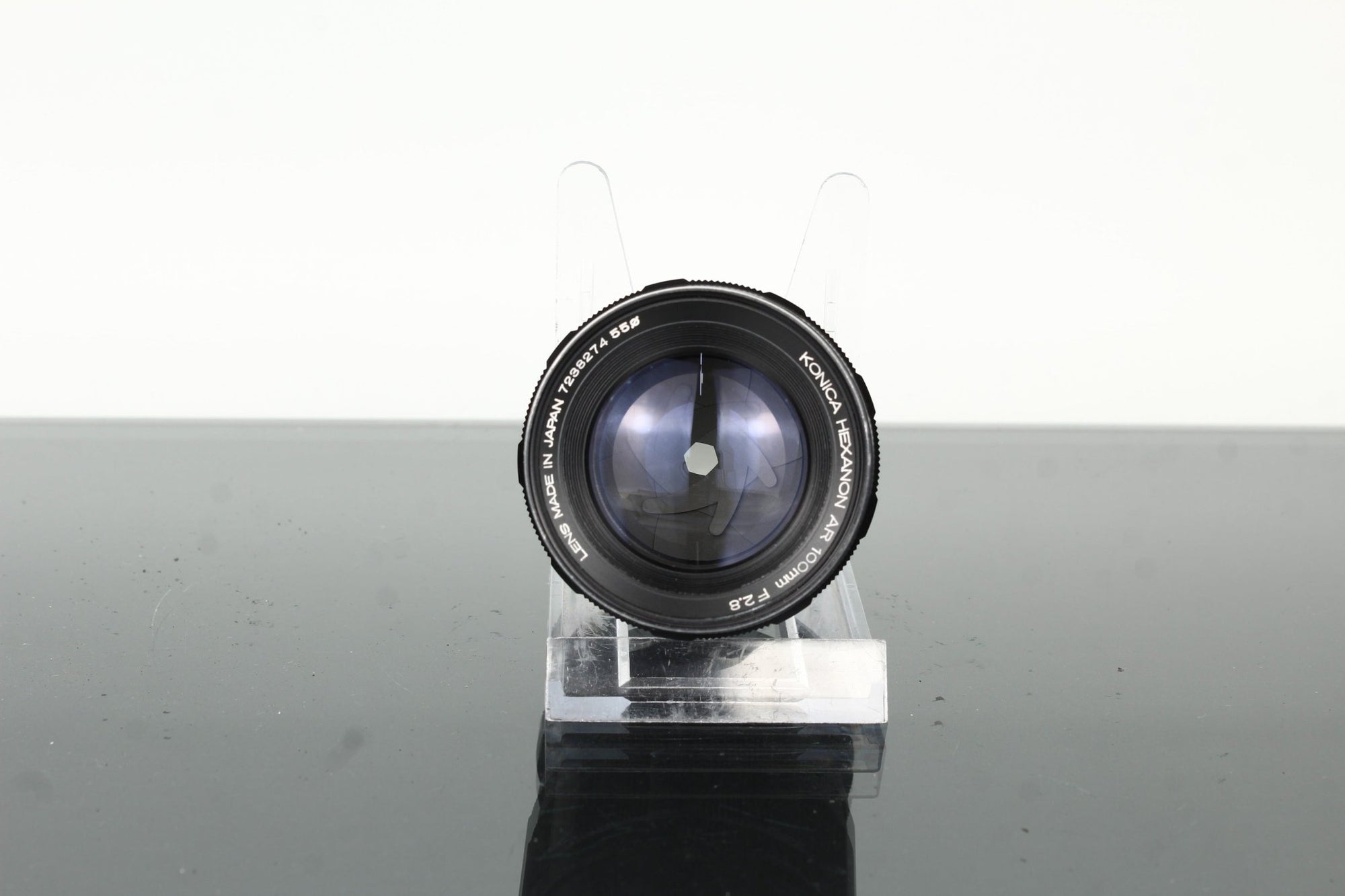 Konica Hexanon AR 100mm F2.8 - Dutch|Thrift