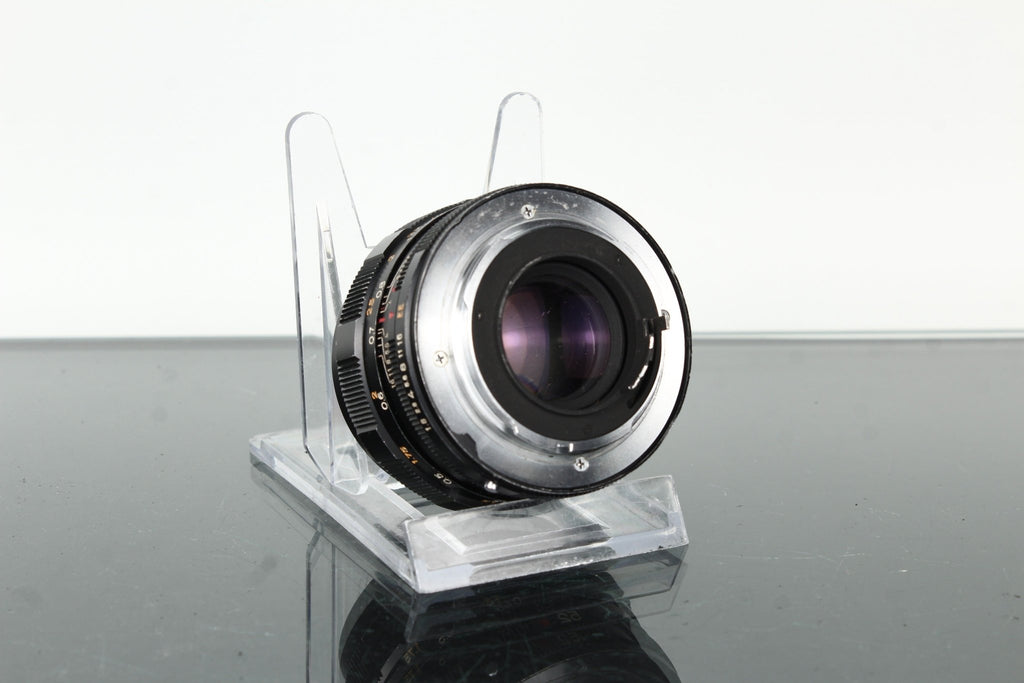 Konica Hexanon AR 52mm F1.8 - Dutch|Thrift