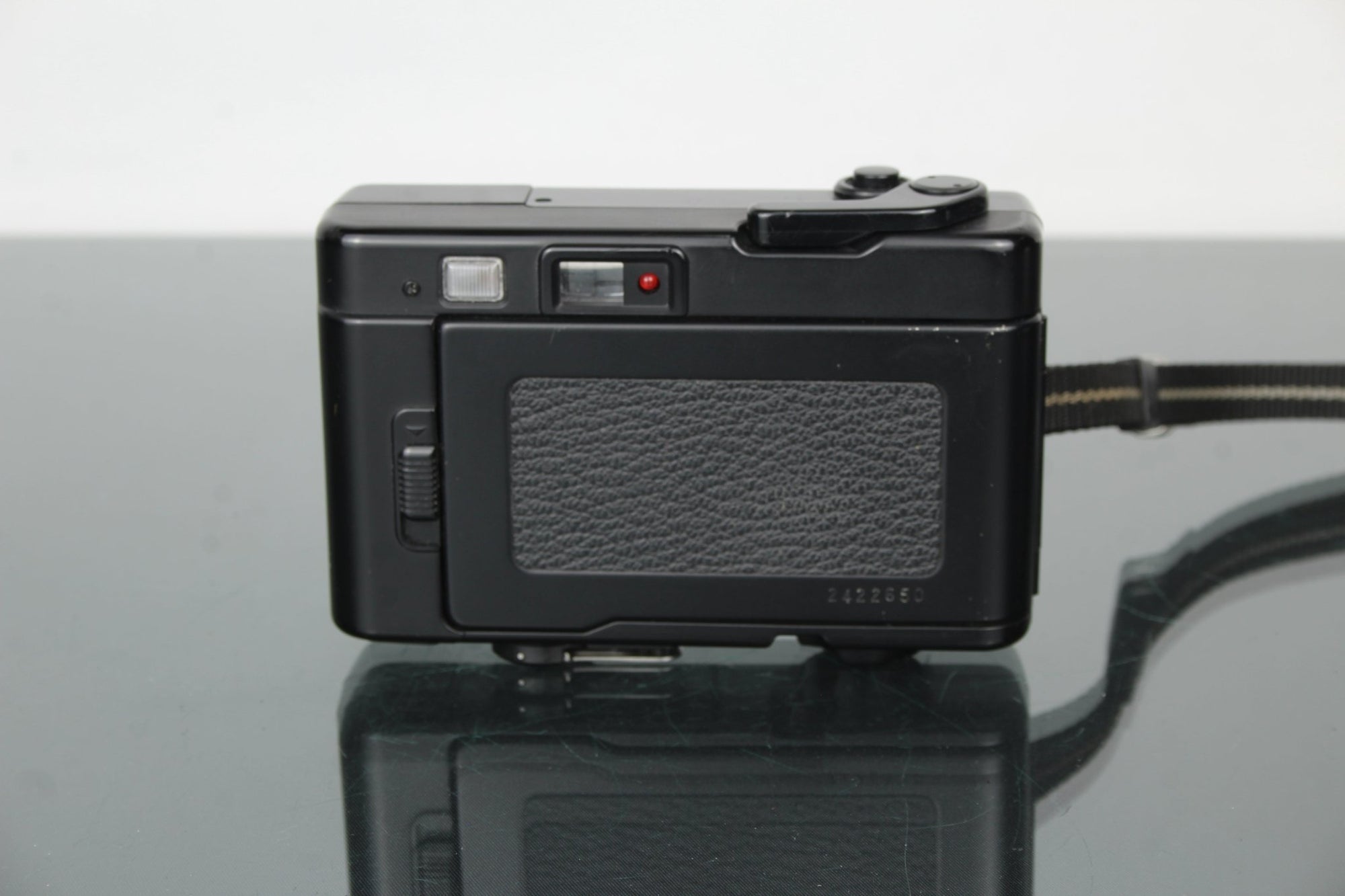 Konica Pop - Dutch|Thrift