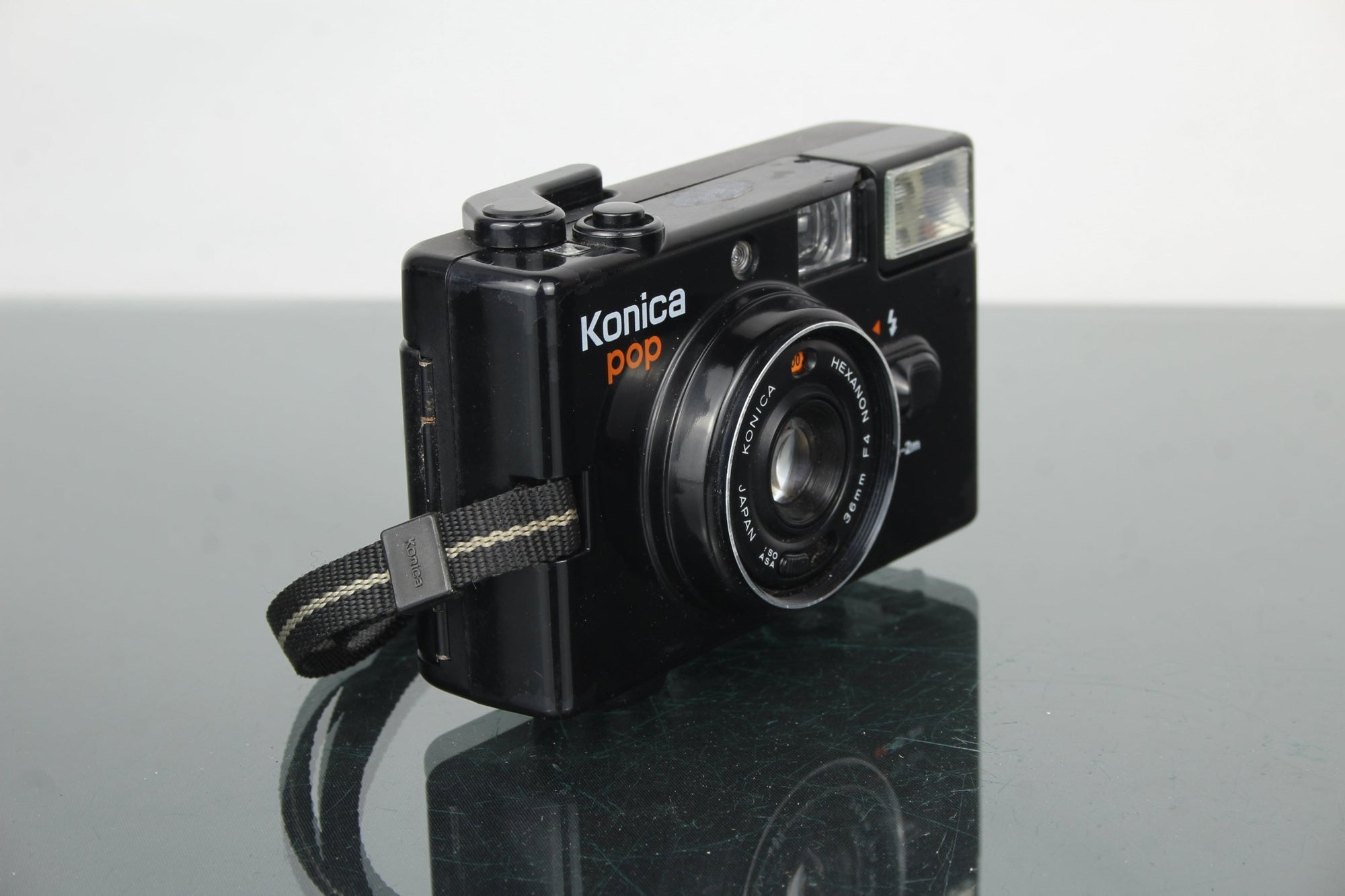 Konica Pop - Dutch|Thrift