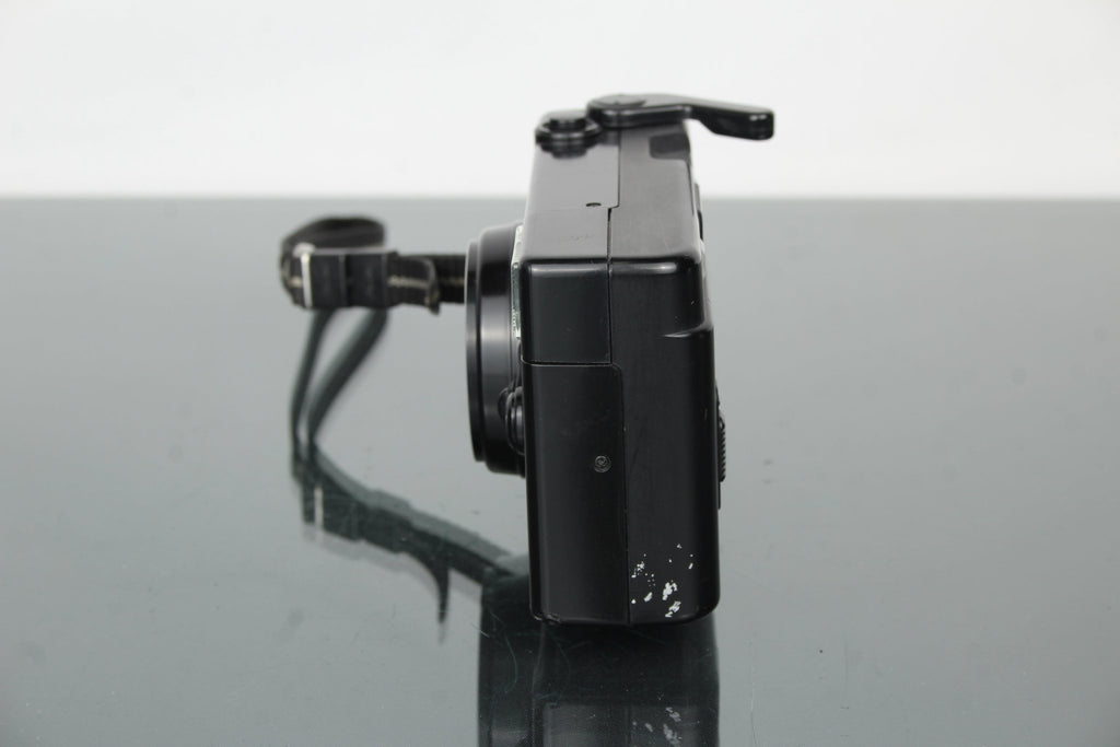 Konica Pop - Dutch|Thrift