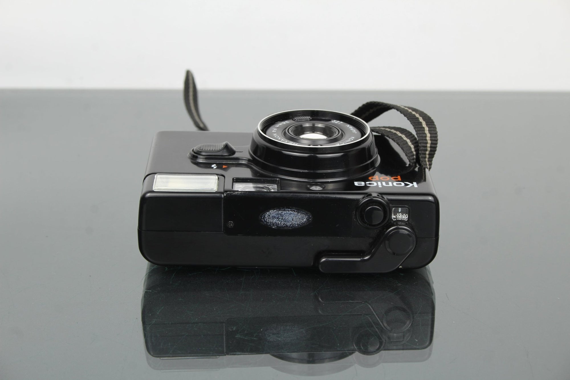 Konica Pop - Dutch|Thrift