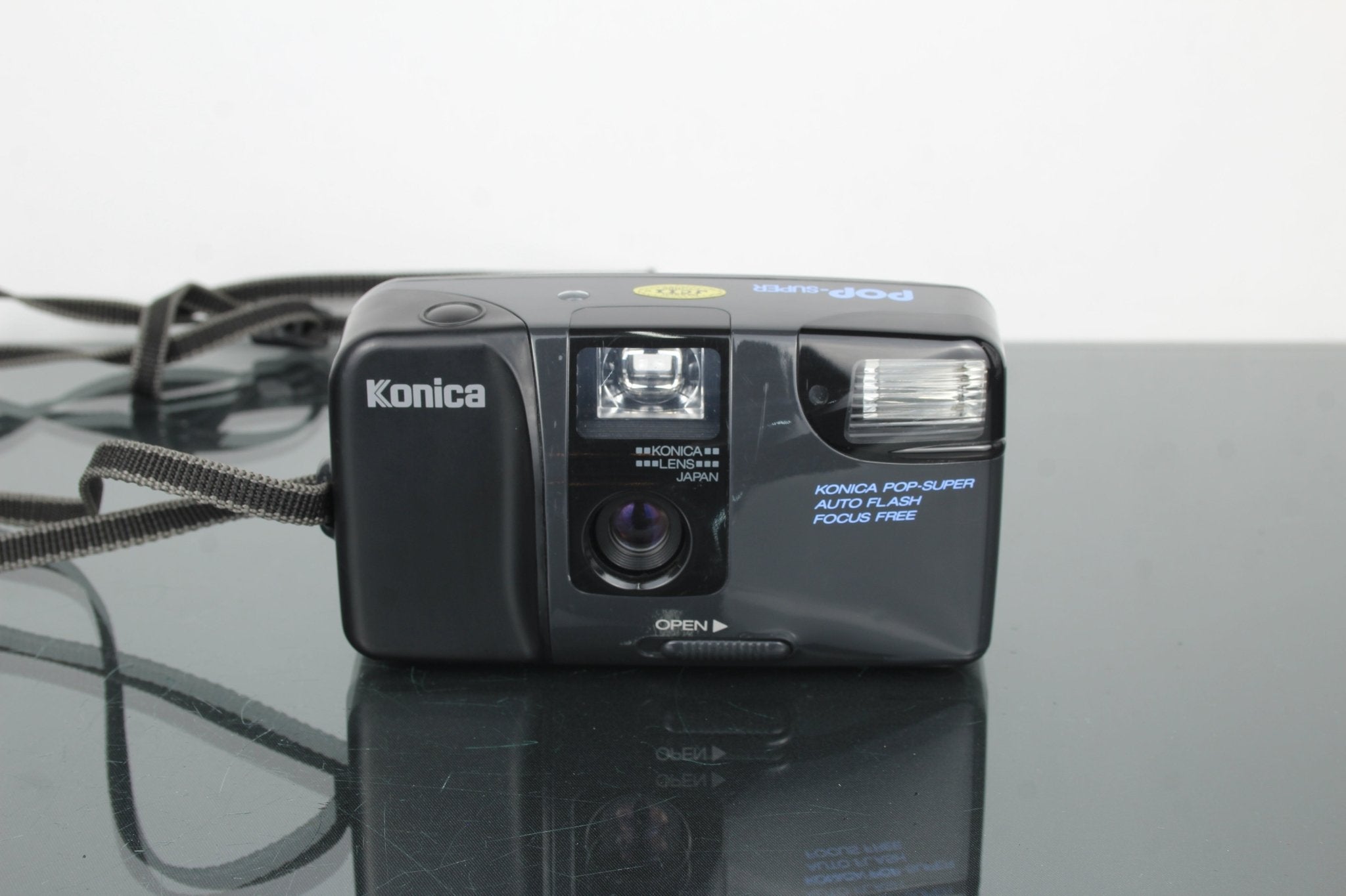 フィルムカメラ Konica POP-SUPER Konica POP-Super – Dutch|Thrift