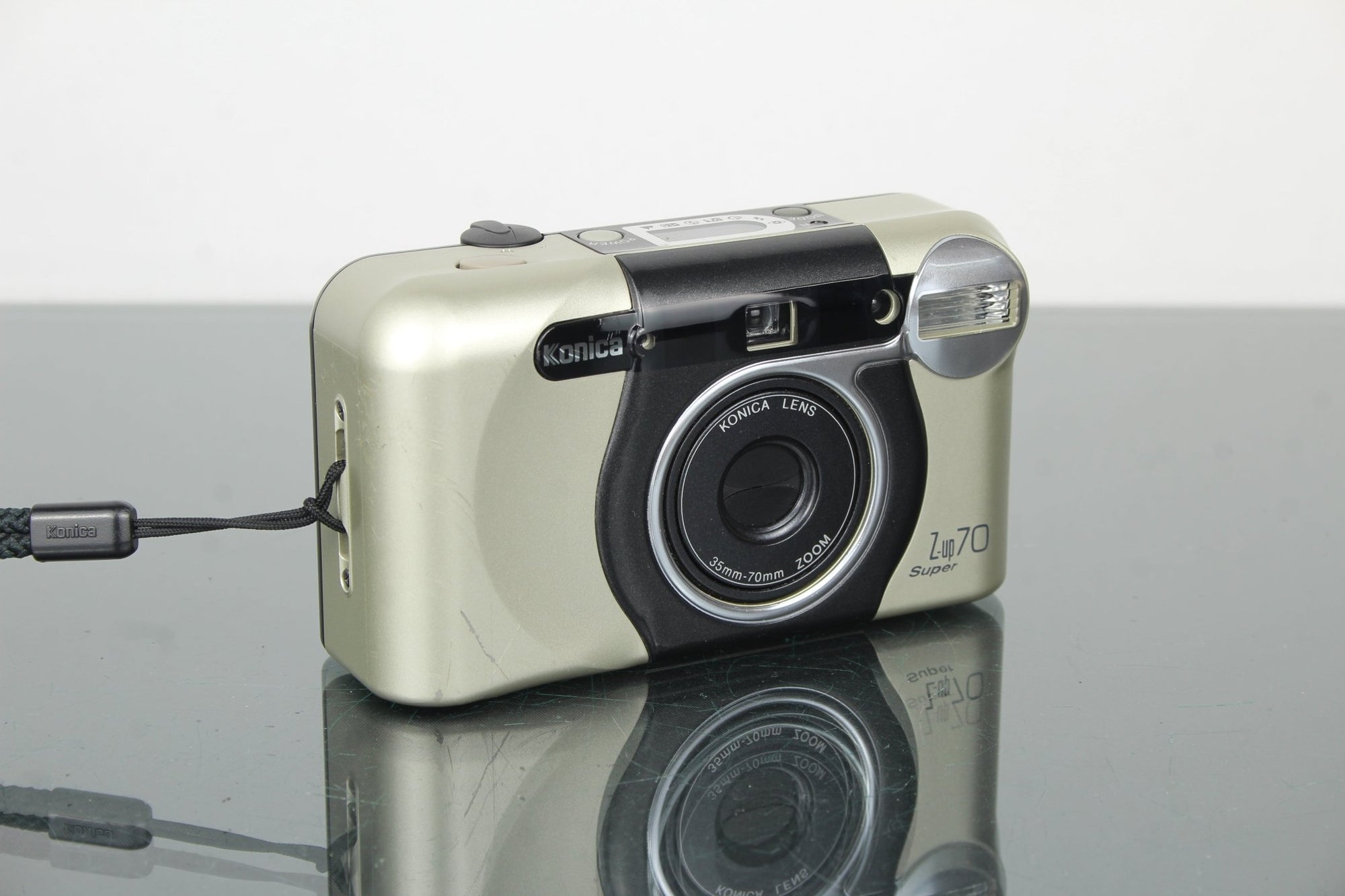 Konica Z - up70 Super - Dutch|Thrift