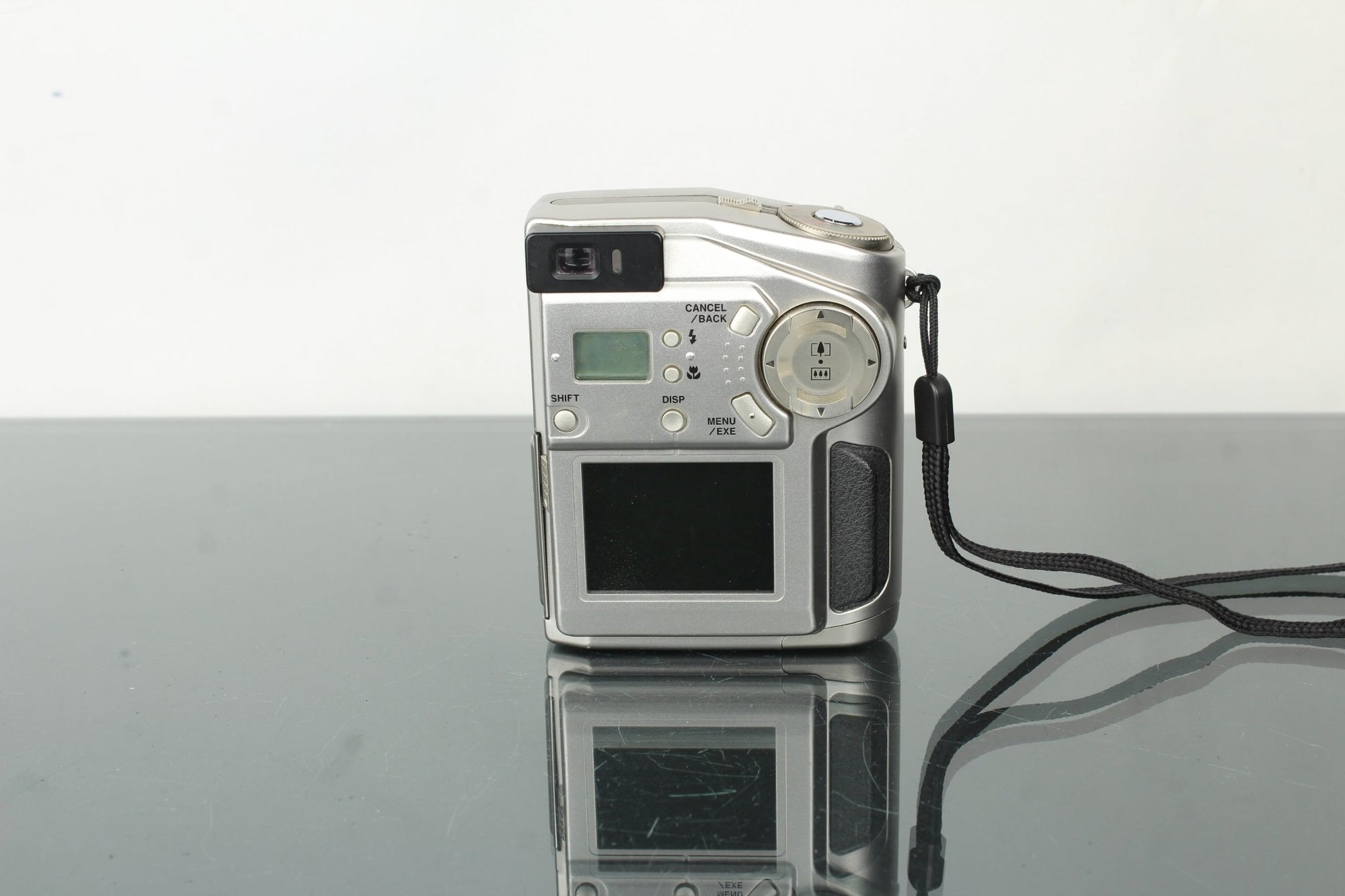 Leica Digilux Zoom - Dutch|Thrift