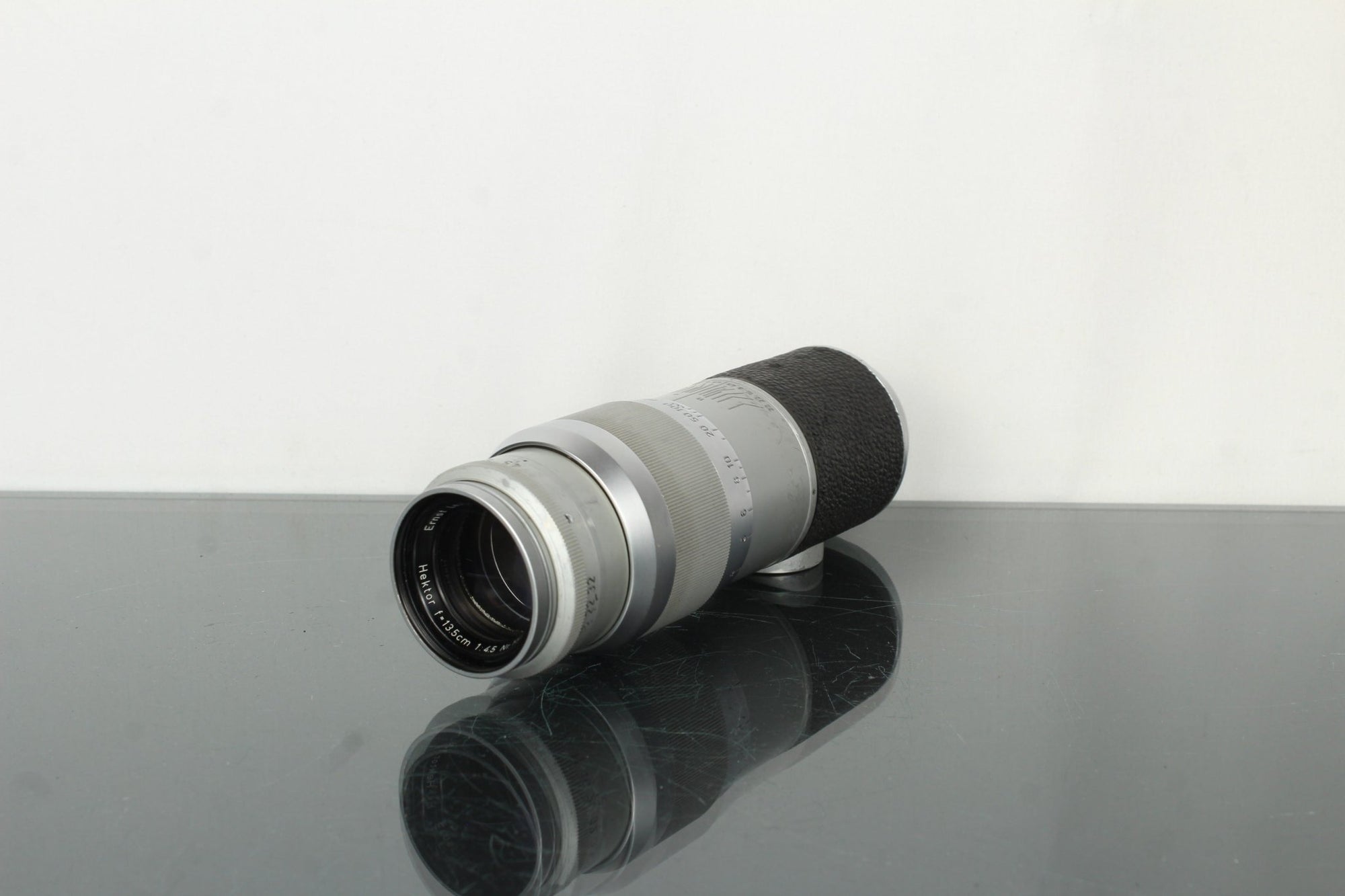 Leica Hektor 13.5cm f/4.5 - Dutch|Thrift