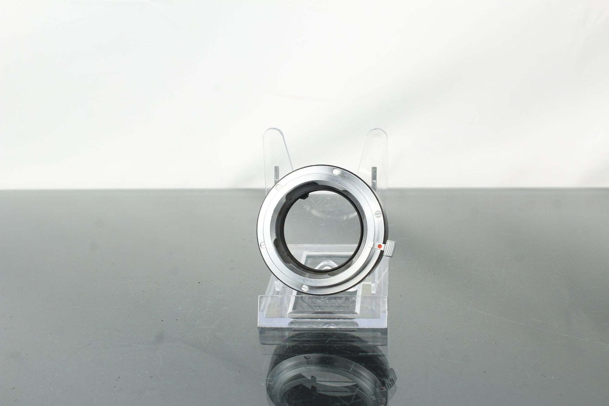 Leica Leitz M Lens to R Body Adapter 14167 - Dutch|Thrift