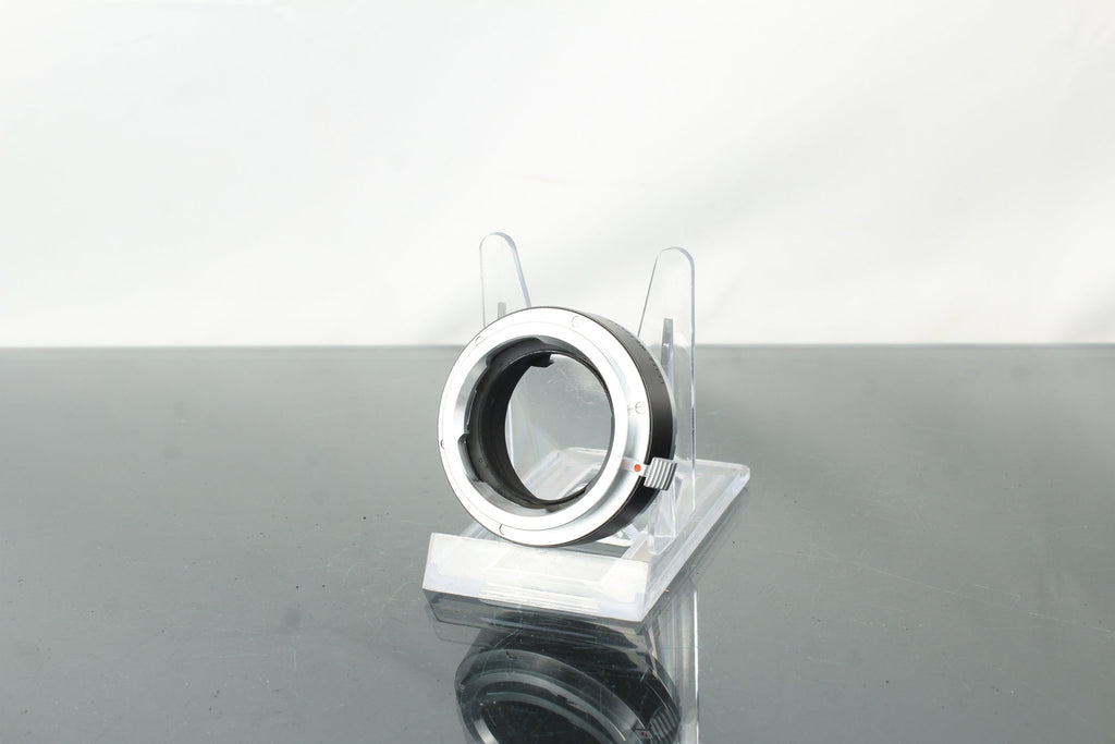 Leica Leitz M Lens to R Body Adapter 14167 - Dutch|Thrift