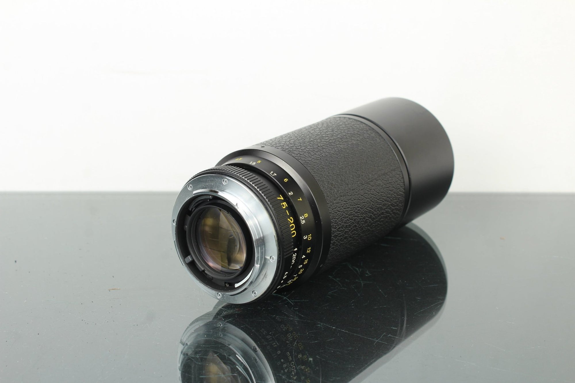 Leica Leitz Vario - Elmar - R 1:4.5/75 - 200 Leica R Mount - Dutch|Thrift