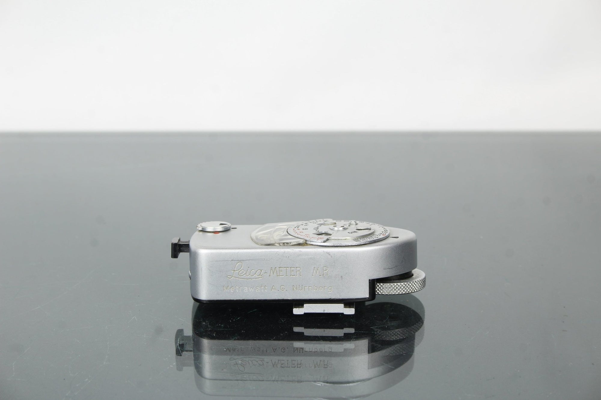 Leica Lightmeter - Dutch|Thrift