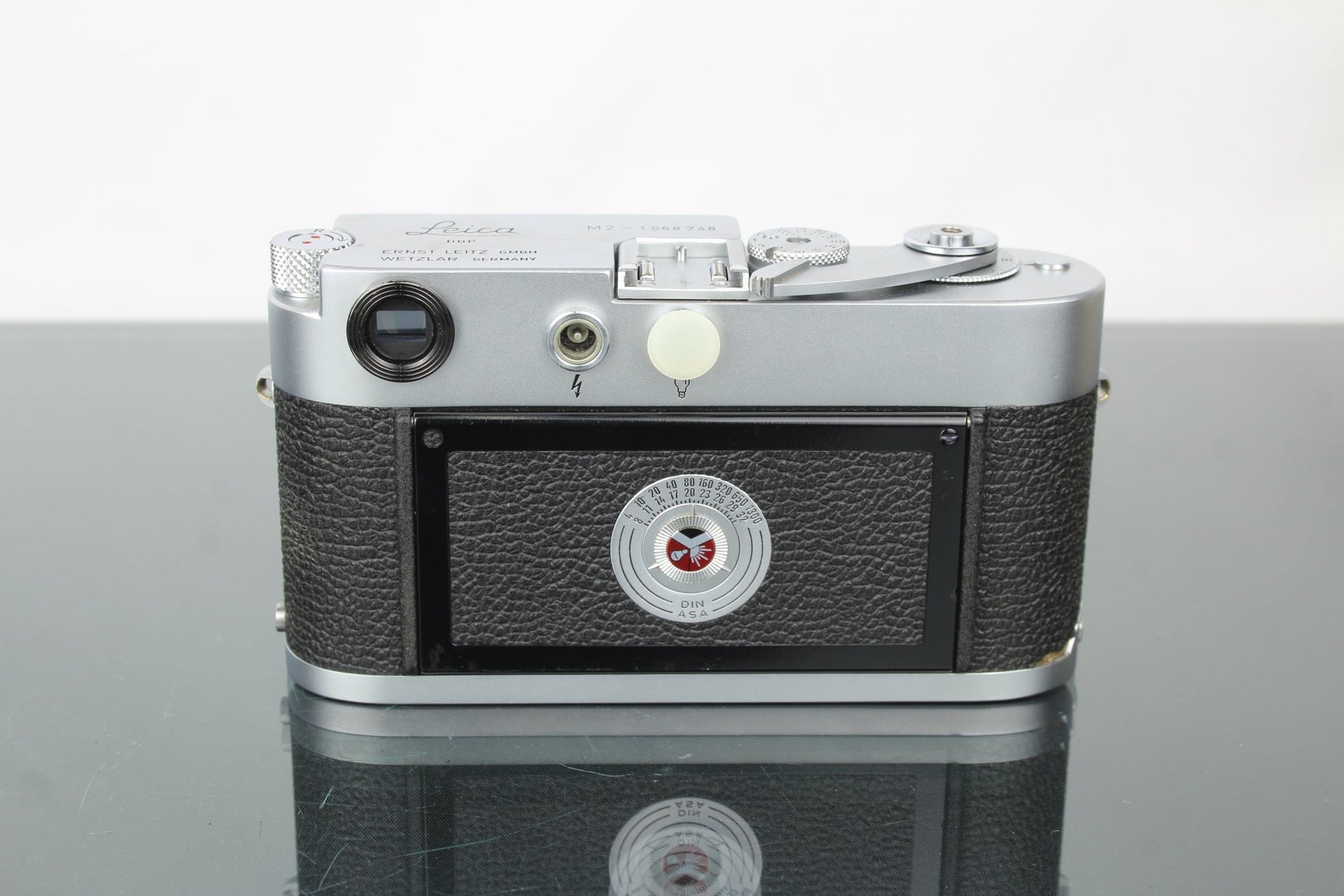 Leica M2 Boxed - Dutch|Thrift