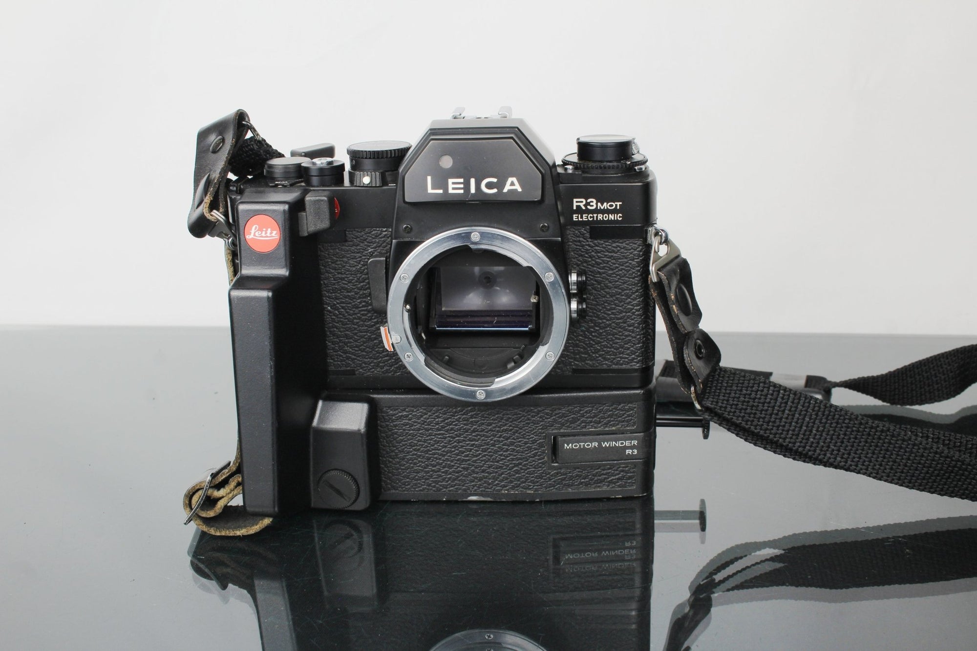 Leica R3 MOT Electro + Motor winder R3 - Dutch|Thrift