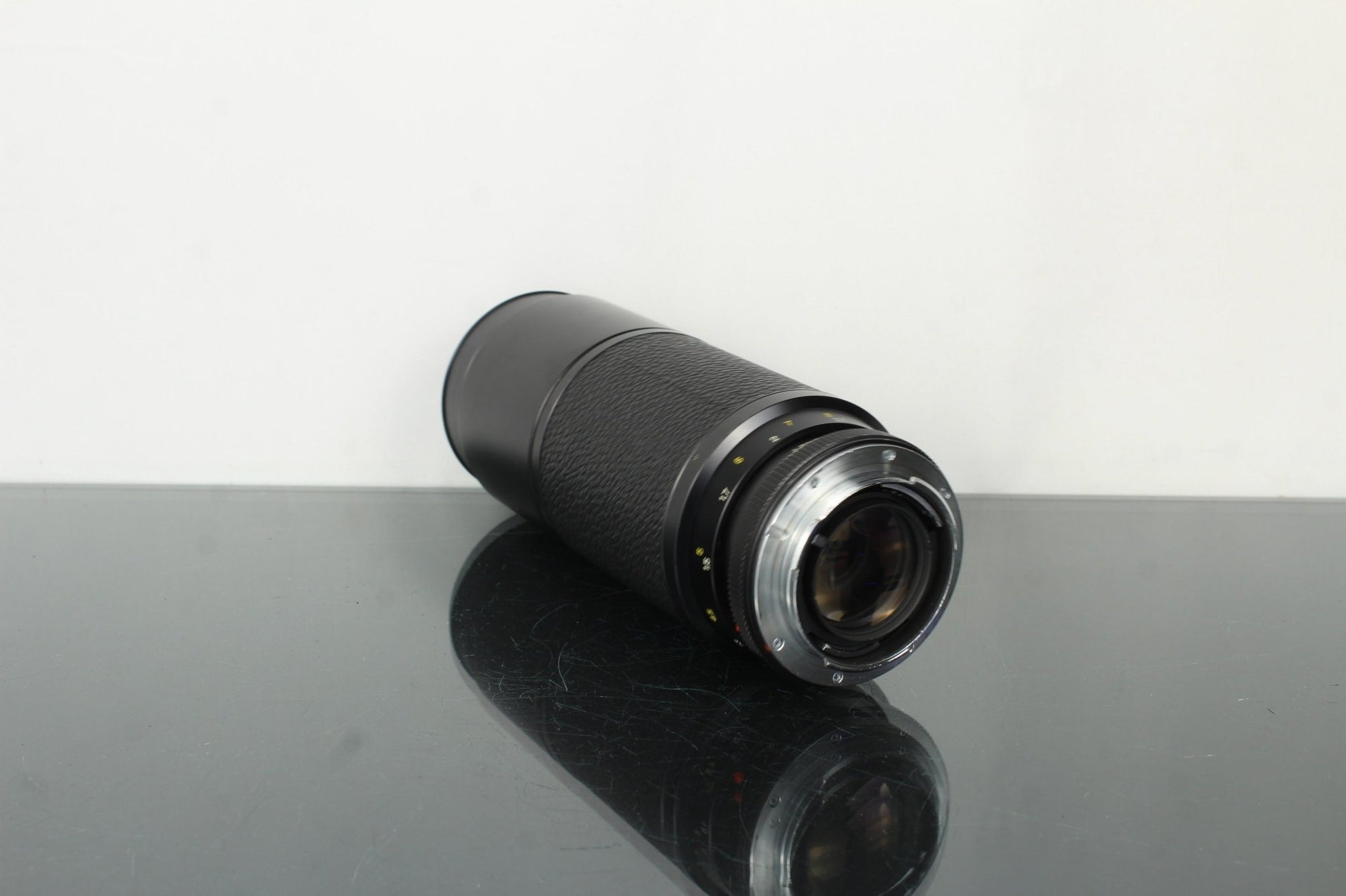 Leica Vario - Elmar - R 75 - 200mm f/4.5 - Dutch|Thrift