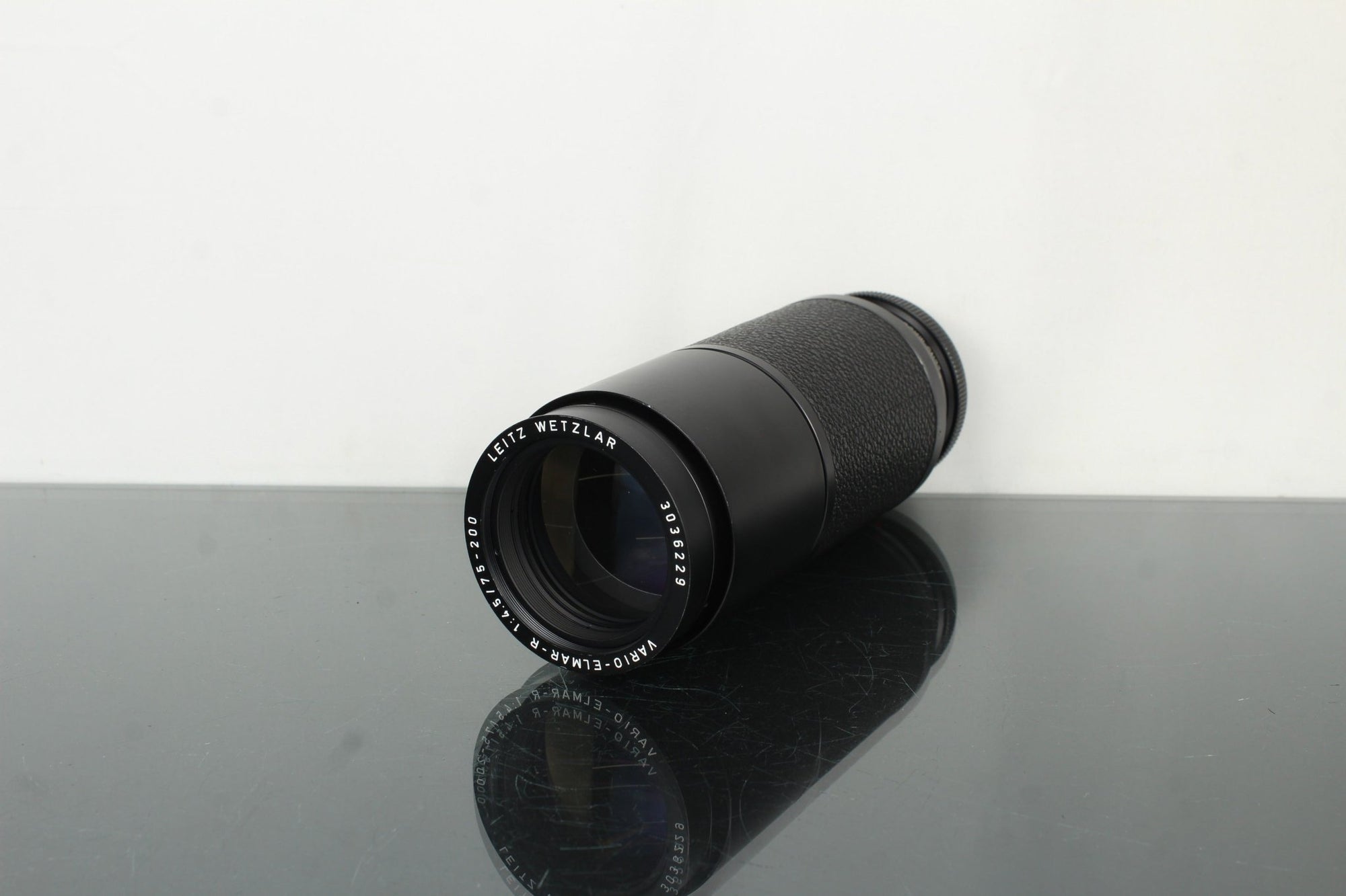 Leica Vario - Elmar - R 75 - 200mm f/4.5 - Dutch|Thrift