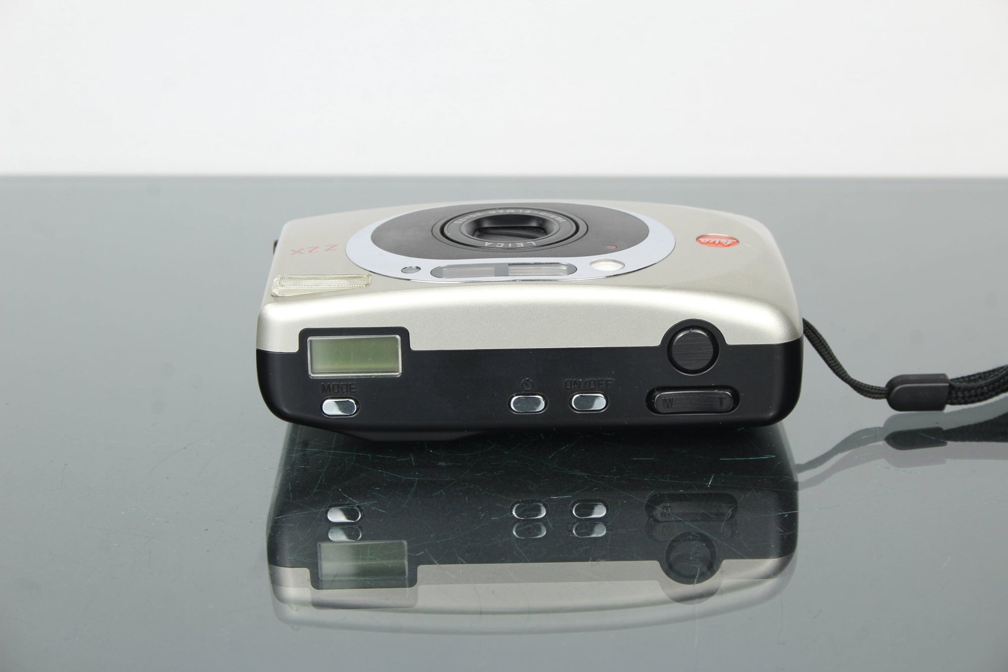 Leica Z2X - Dutch|Thrift