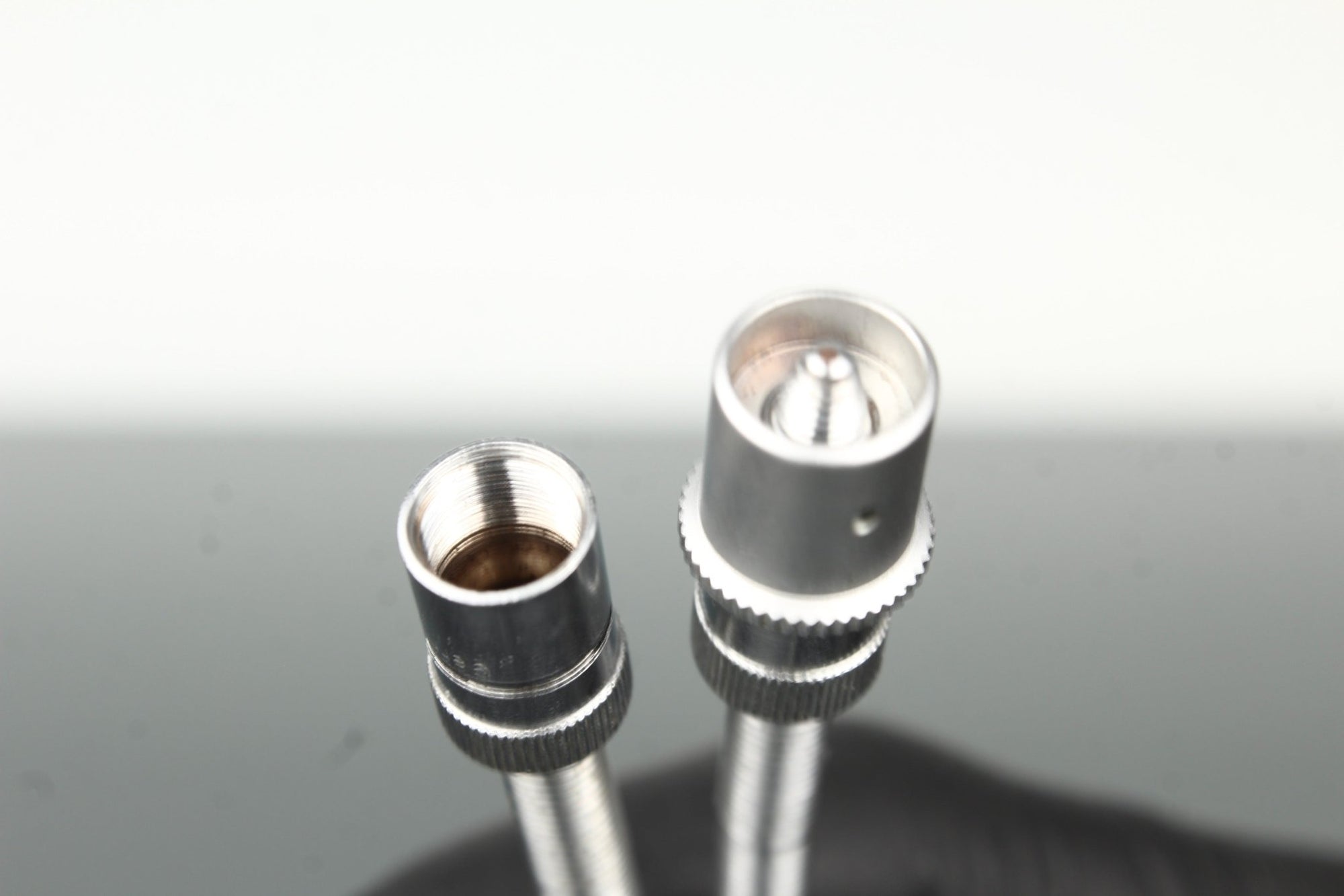 Leitz Double Twin Cable Release - Dutch|Thrift