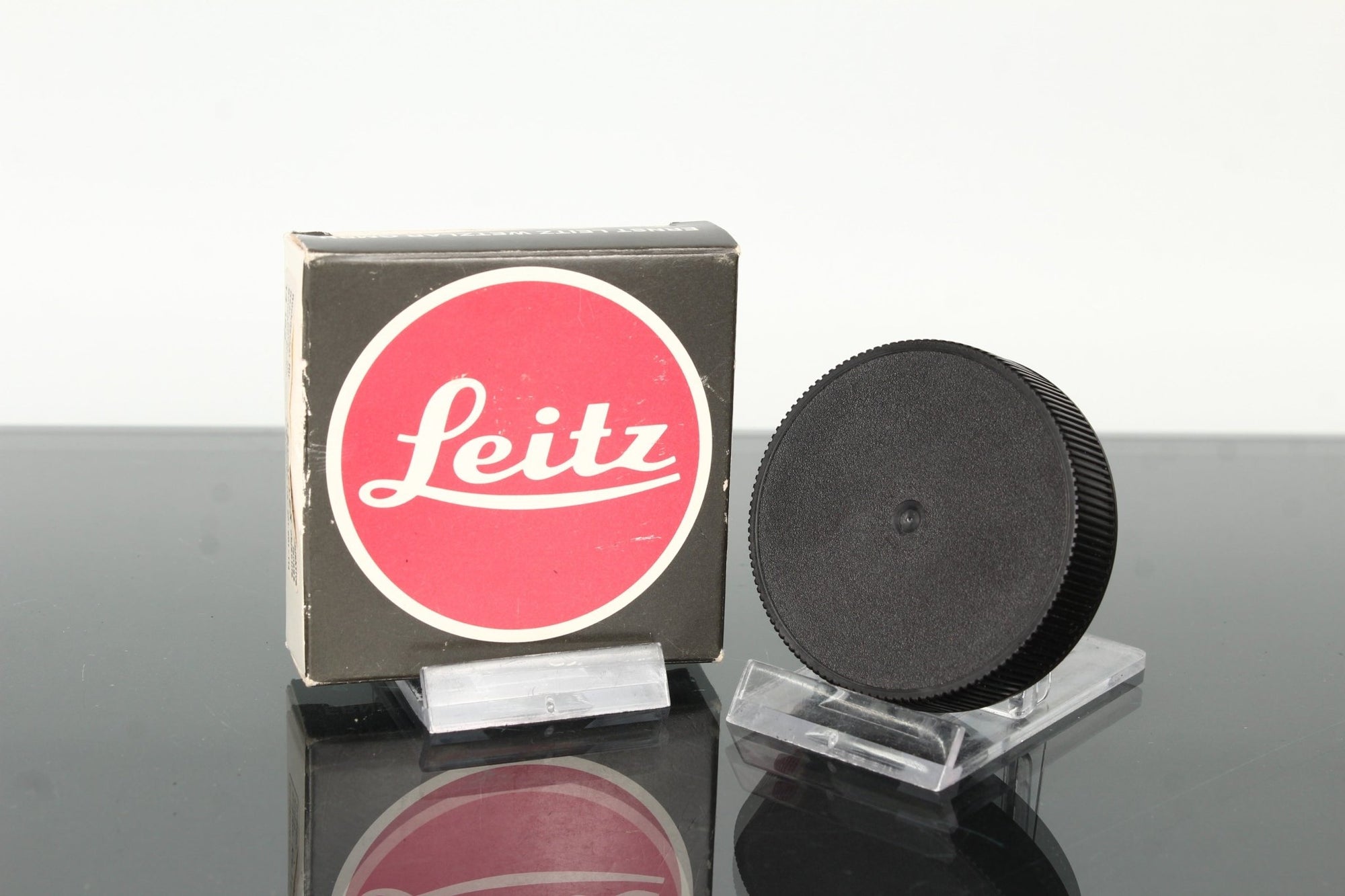 Leitz Rear Cover Leica R/Leicaflex - Dutch|Thrift