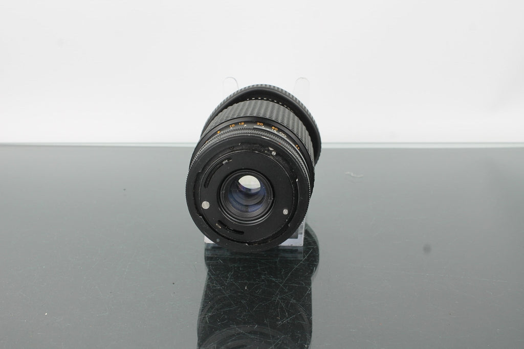 Makinon MC 80 - 200mm f/4.5 - Dutch|Thrift
