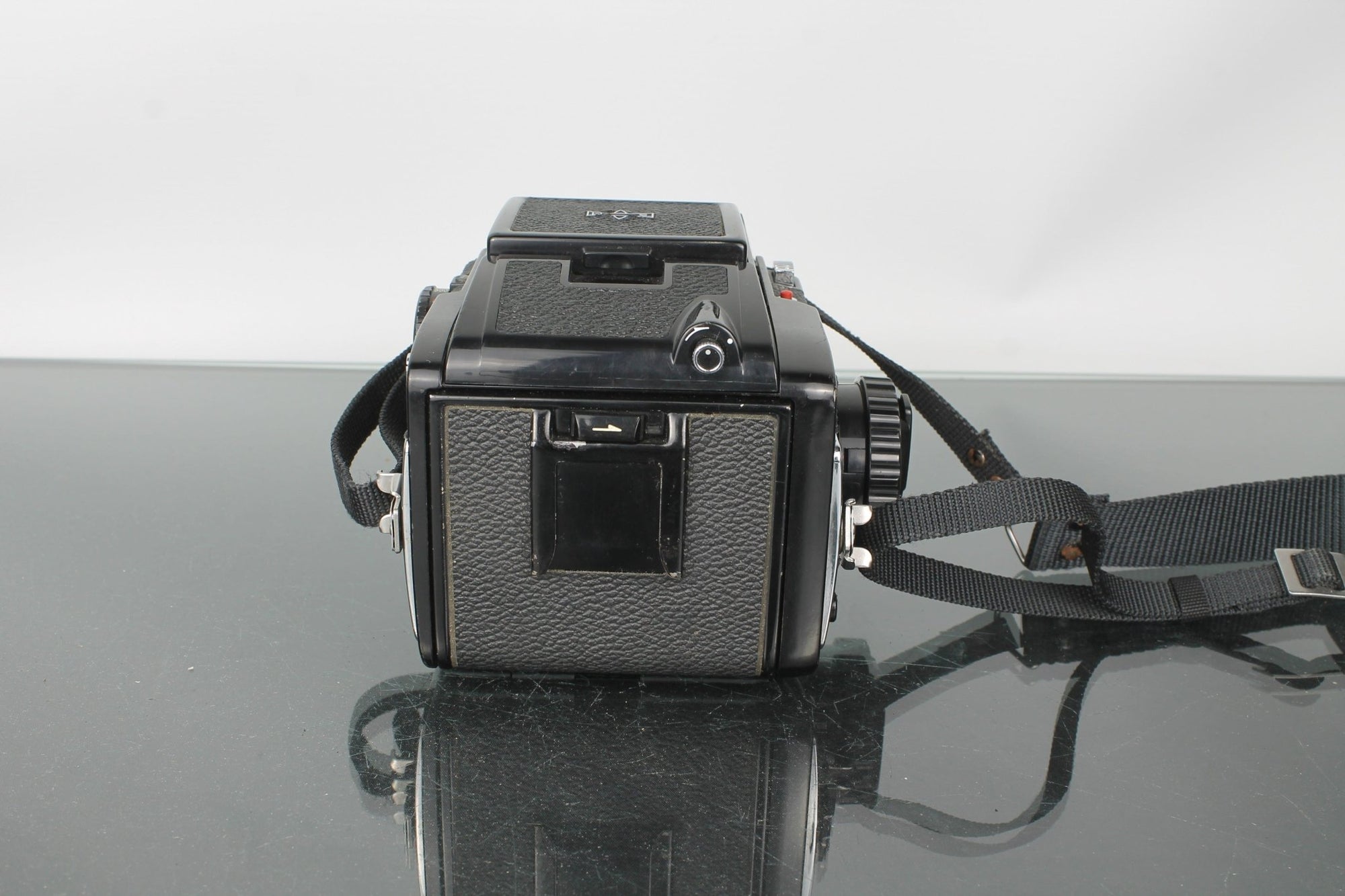 Mamiya M645 + Mamiya - Sekor 80mm f/2.8 - Dutch|Thrift