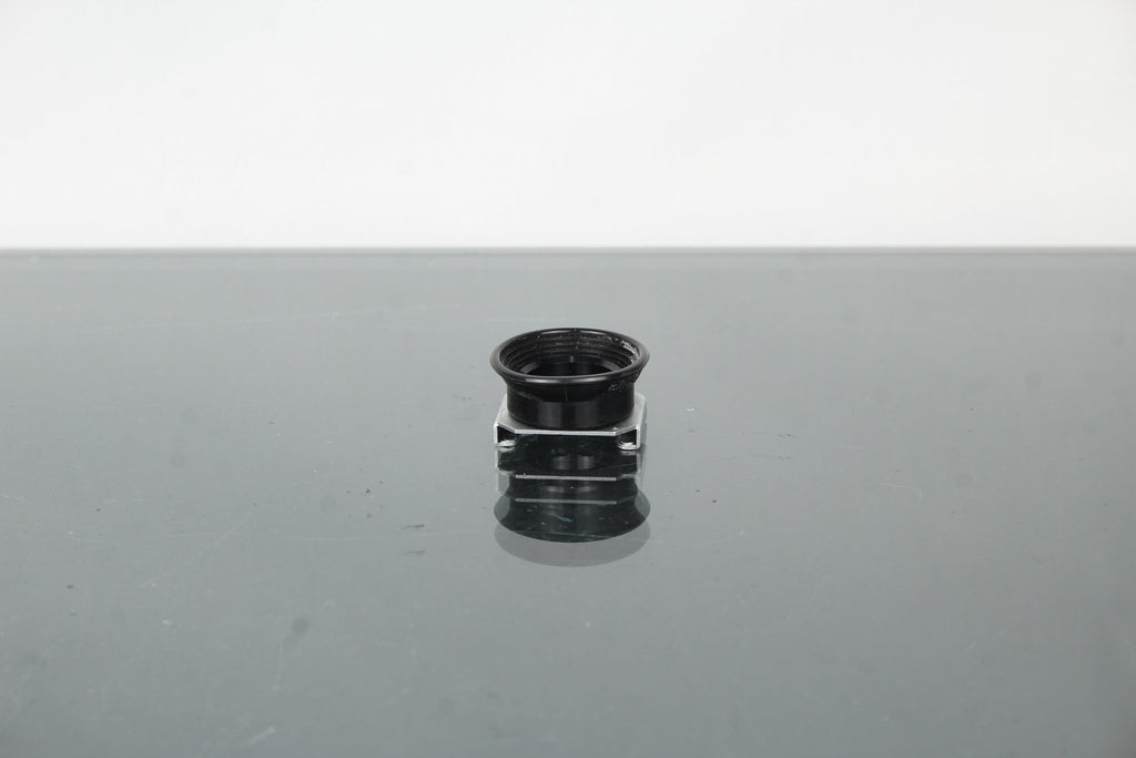 Mamiya M645 + Mamiya - Sekor C 80mm F/2.8 lens - Dutch|Thrift