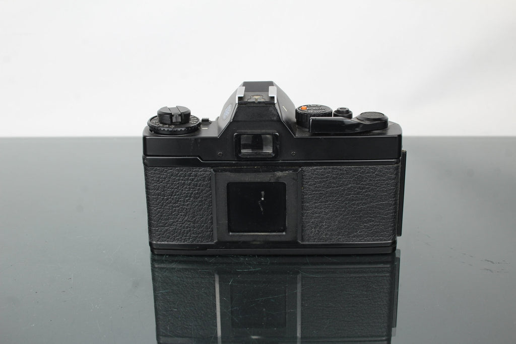 Mamiya ZE Quartz + 50mm 1:2 Mamiya E lens - Dutch|Thrift