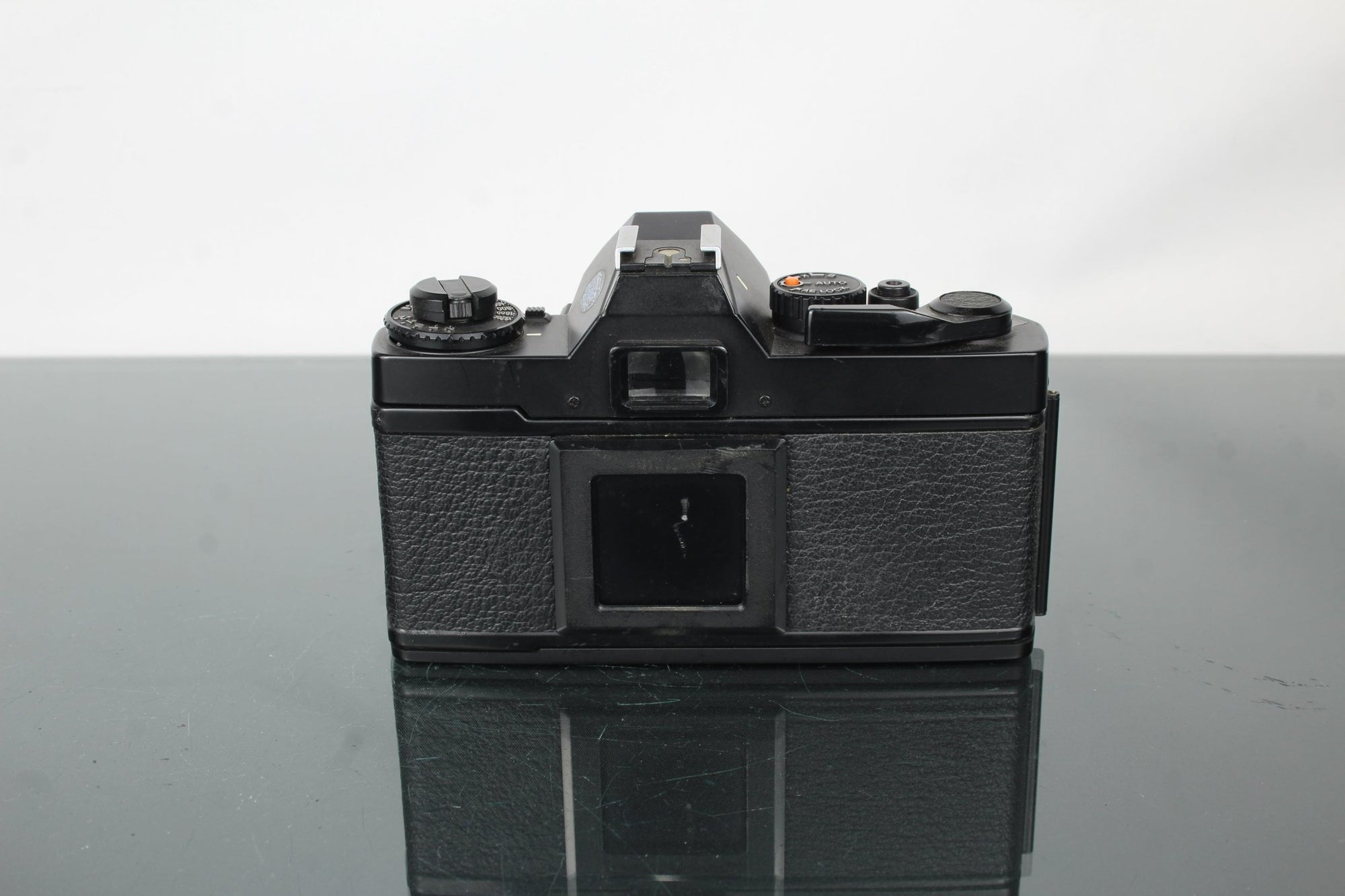Mamiya ZE Quartz + 50mm 1:2 Mamiya E lens - Dutch|Thrift