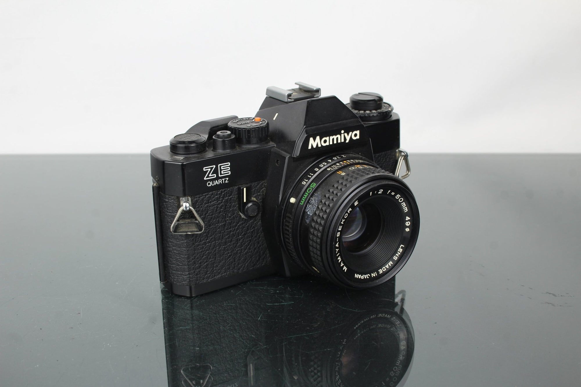 Mamiya ZE Quartz + 50mm 1:2 Mamiya E lens - Dutch|Thrift