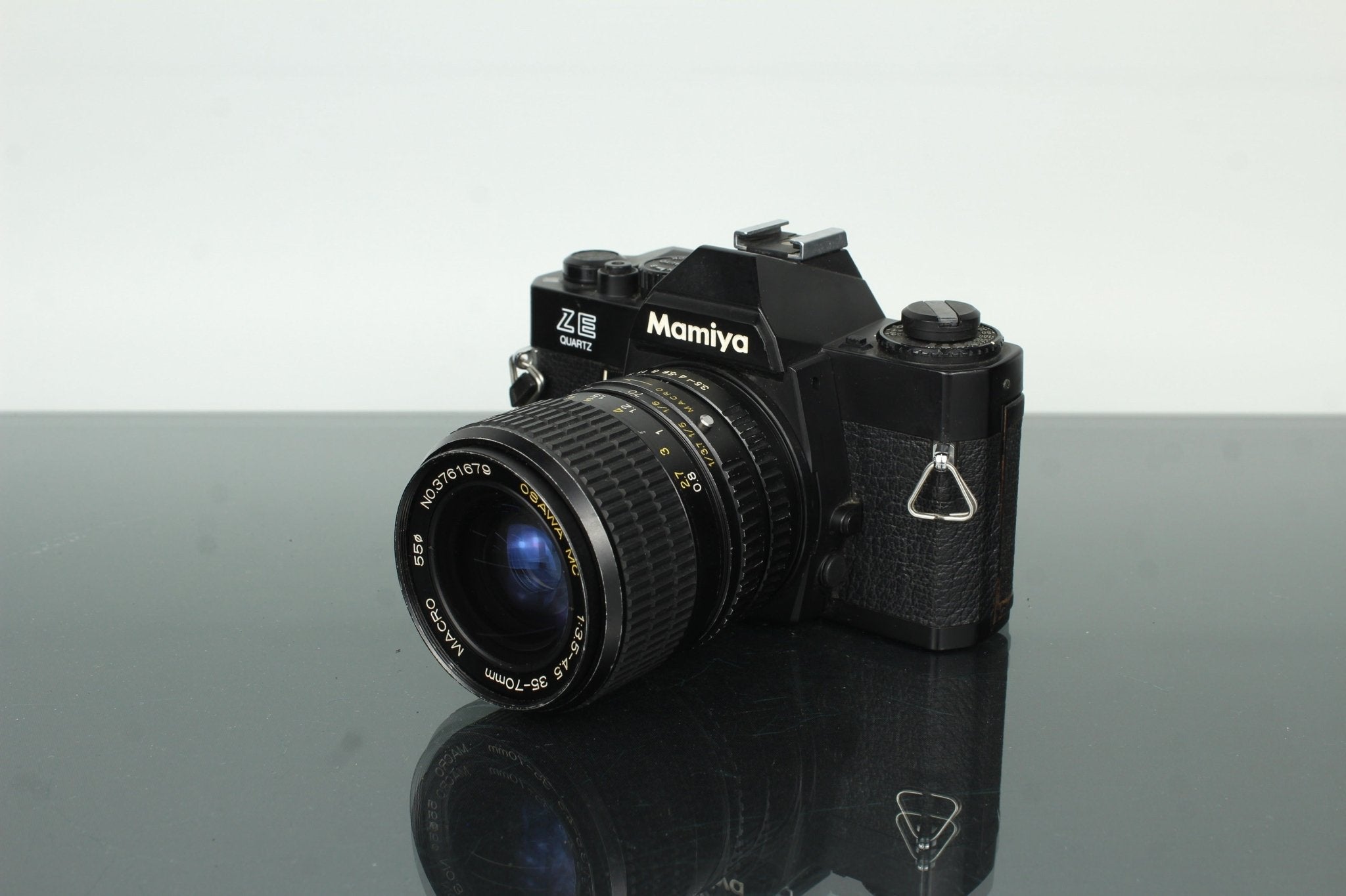 Mamiya ZE Quartz 35mm SLR Camera + Osawam 35-70mm Lens – Dutch|Thrift
