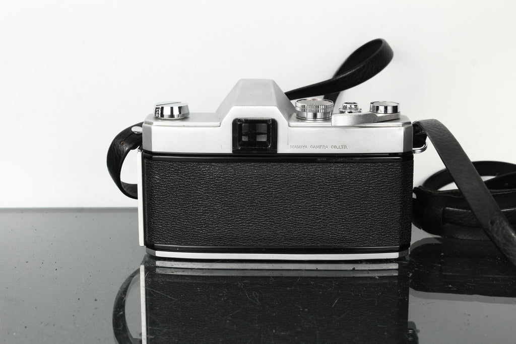 Mamiya/Sekor 1000 DTL + Mamiya/Sekor SX f/1.8 55mm - Dutch|Thrift