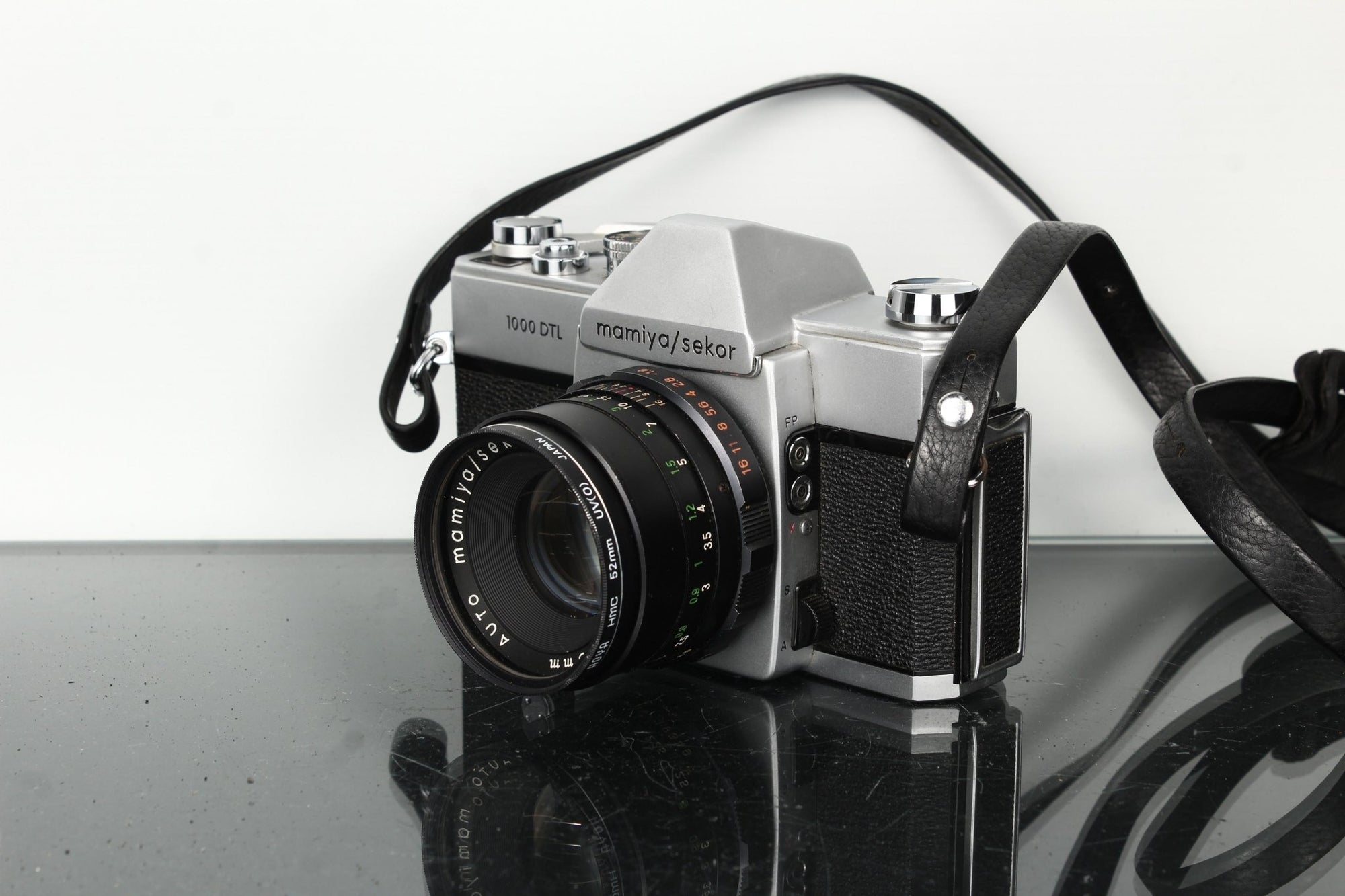 Mamiya/Sekor 1000 DTL + Mamiya/Sekor SX f/1.8 55mm - Dutch|Thrift