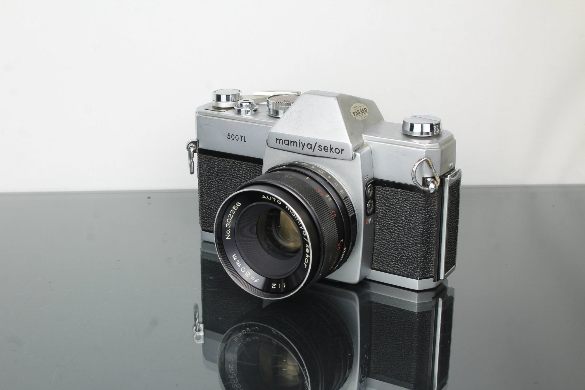 Mamiya/Sekor 500TL + Auto Mamiya 1:2 f=50mm lens - Dutch|Thrift