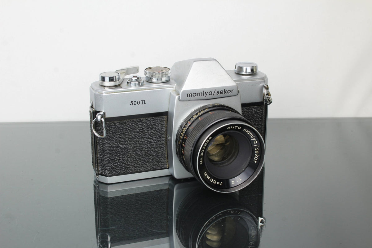 Mamiya/Sekor 500TL + Auto Mamiya 1:2 f=50mm lens - Dutch|Thrift