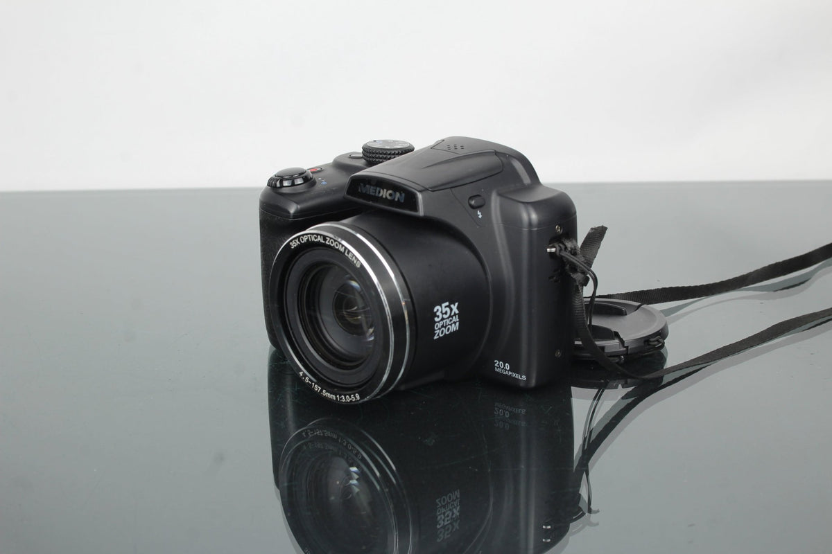 Medion Life X44022 35 Optical Zoom - Dutch|Thrift