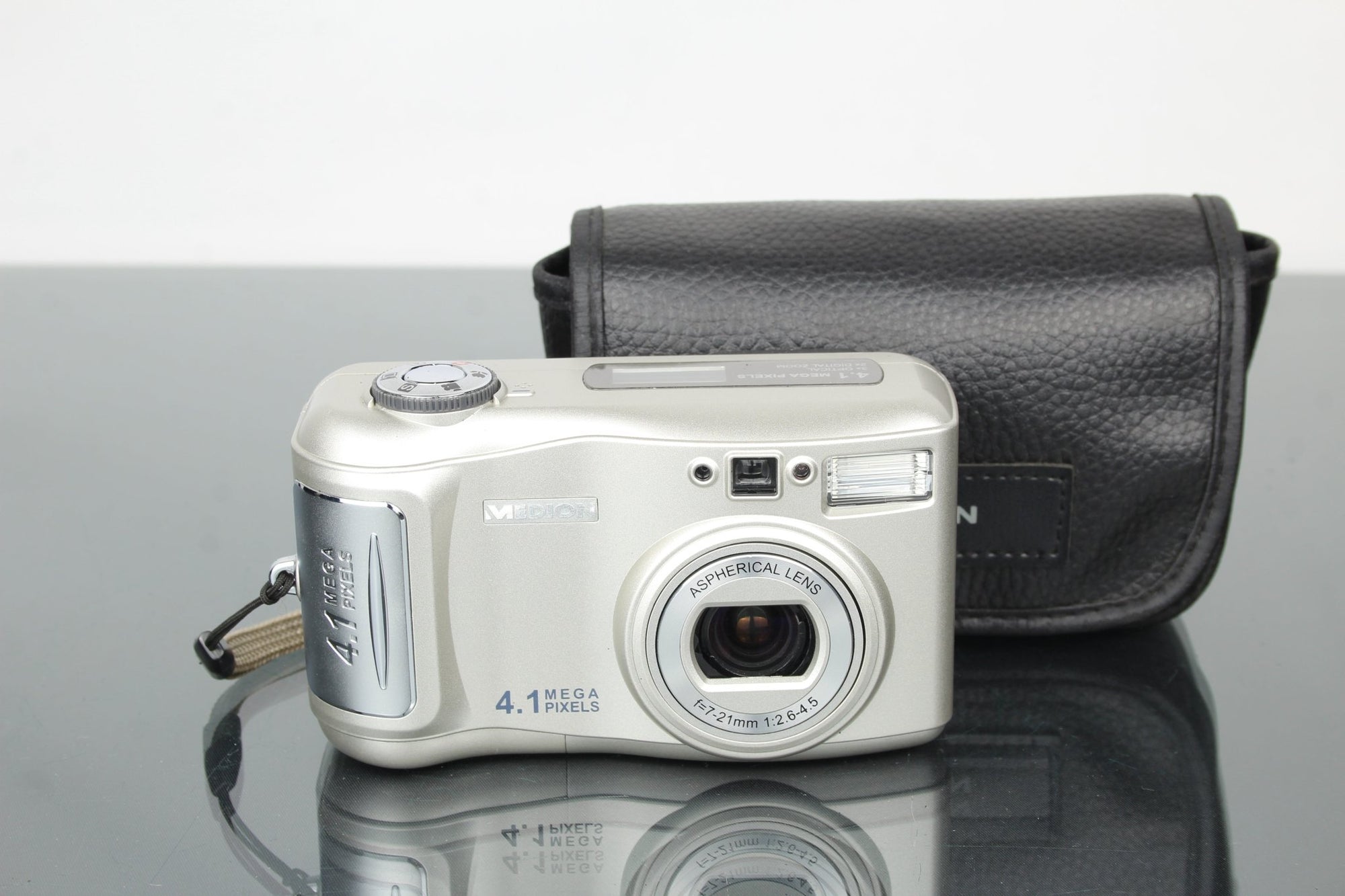 Medion MD 7425 - Dutch|Thrift