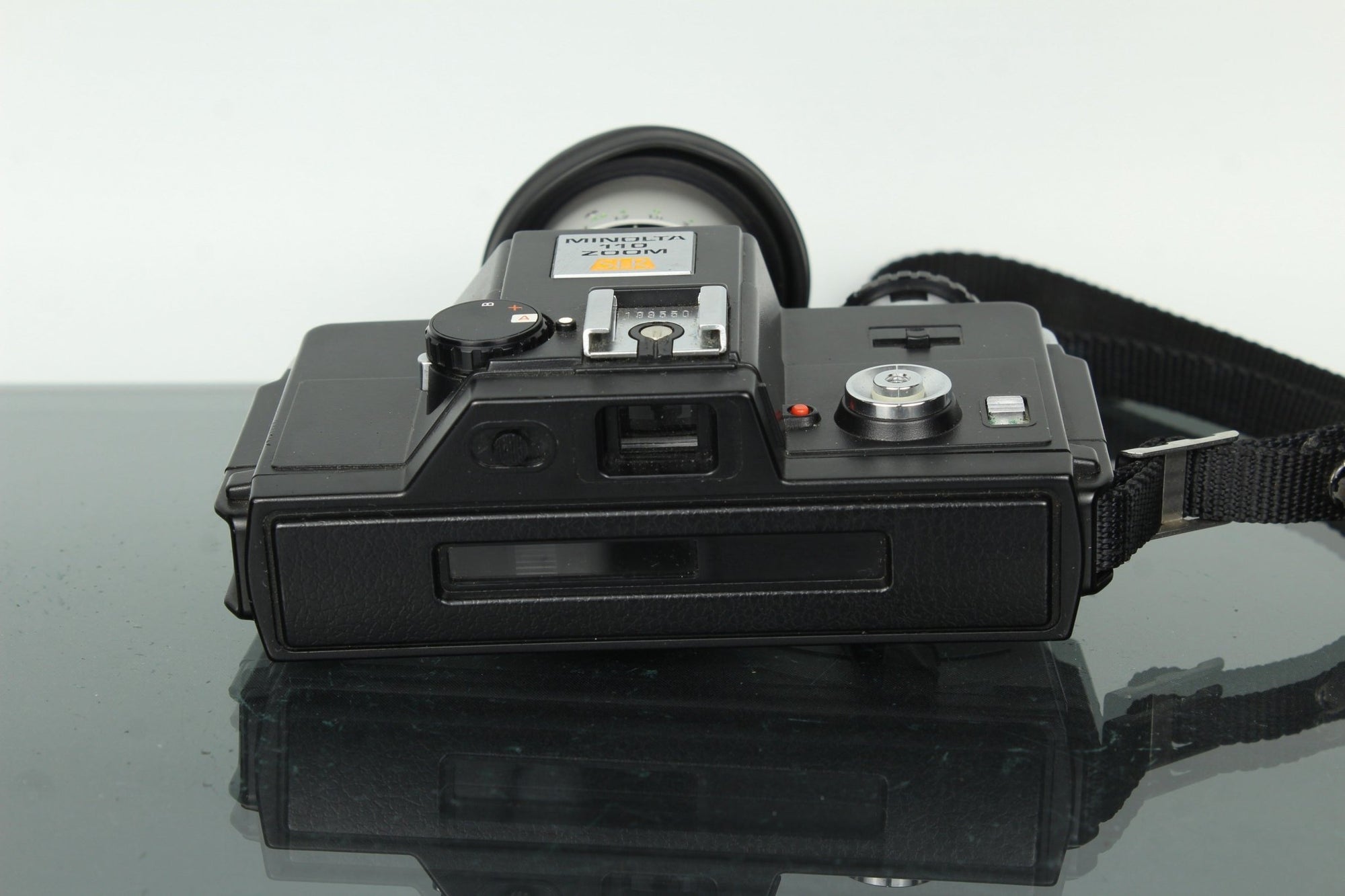 Minolta 110 Zoom SLR - Dutch|Thrift