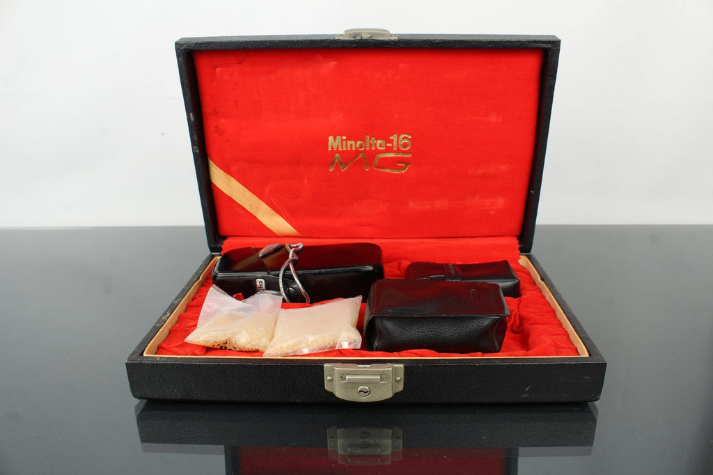 Minolta - 16 MG - Dutch|Thrift