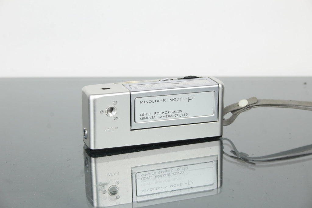 Minolta - 16 Model - P - Dutch|Thrift