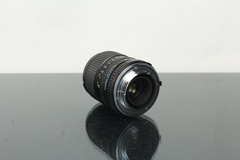 Minolta 28 - 70mm 1:3.5 - 4.8 MD Mount - Dutch|Thrift
