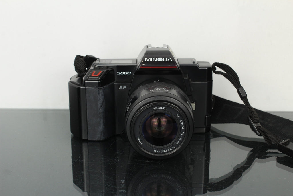 Minolta 5000 AF Zoom 35 - 70mm f/3.5 - 4.5 - Dutch|Thrift