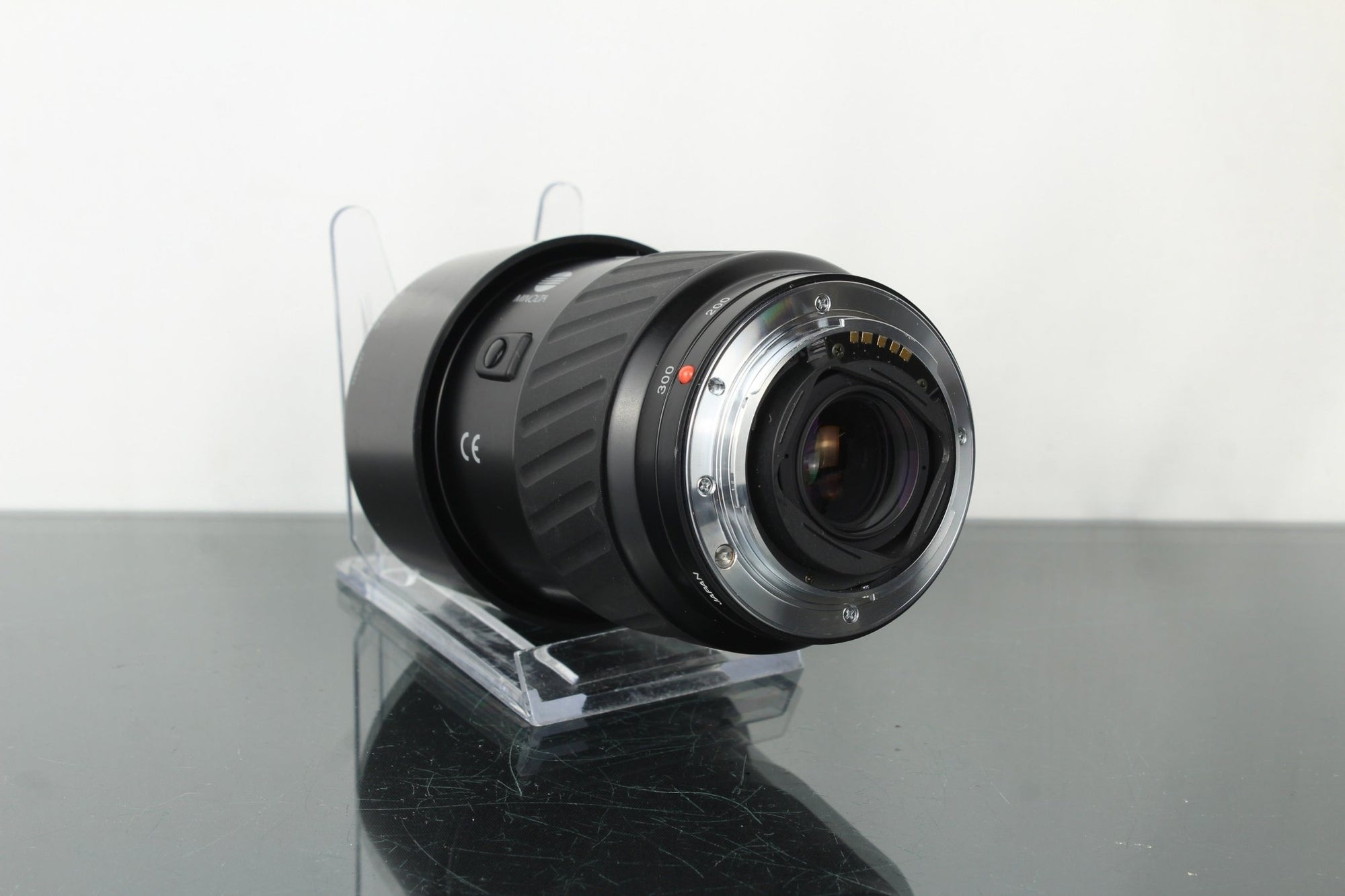 Minolta 75 - 300mm f/4.5 - 5.6 - Dutch|Thrift