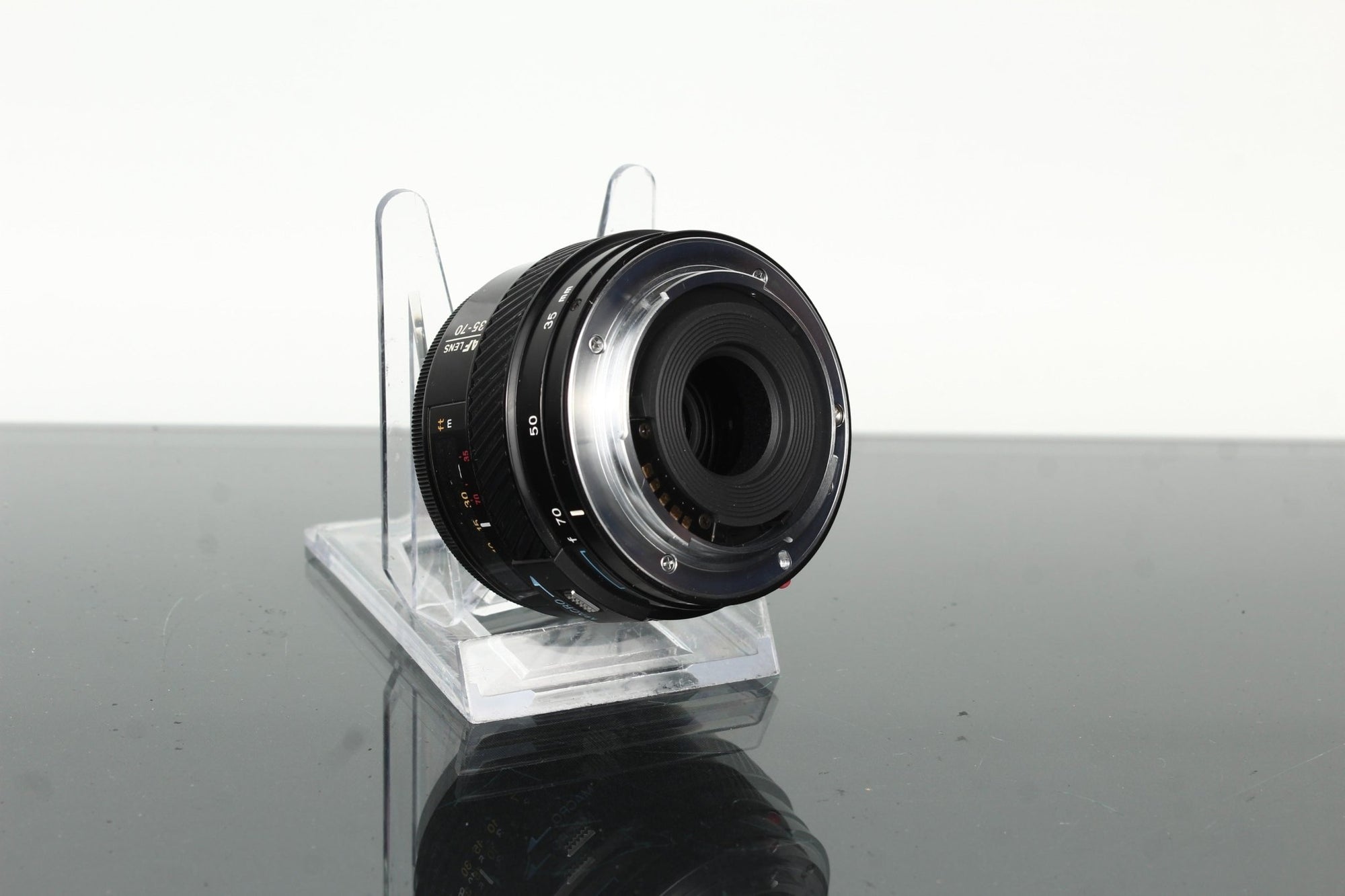 Minolta AF 35 - 70mm 1:4 - Dutch|Thrift