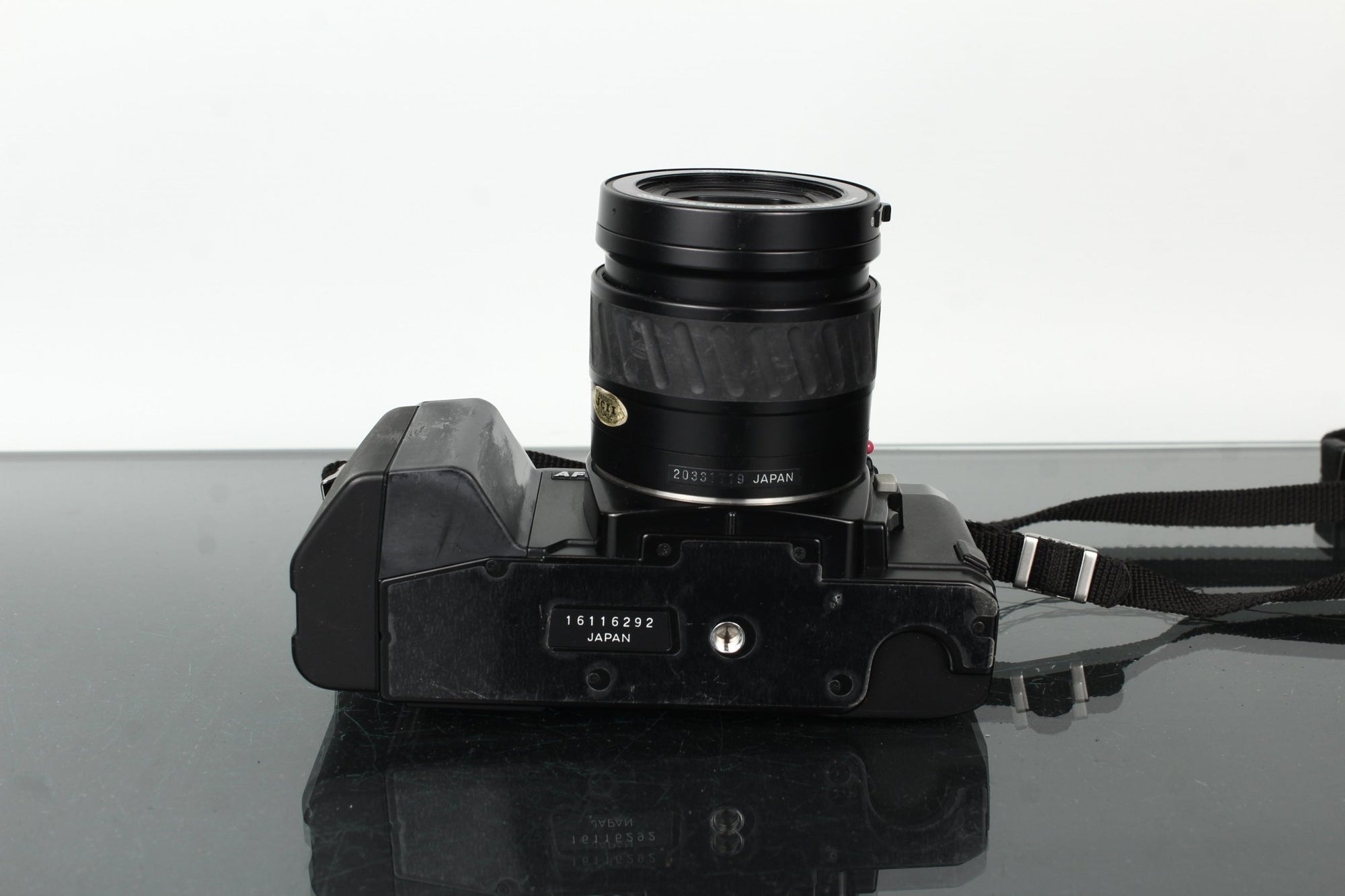 Minolta AF 5000 + Minolta AF Zoom 35 - 80mm f/4 - 5.6 - Dutch|Thrift