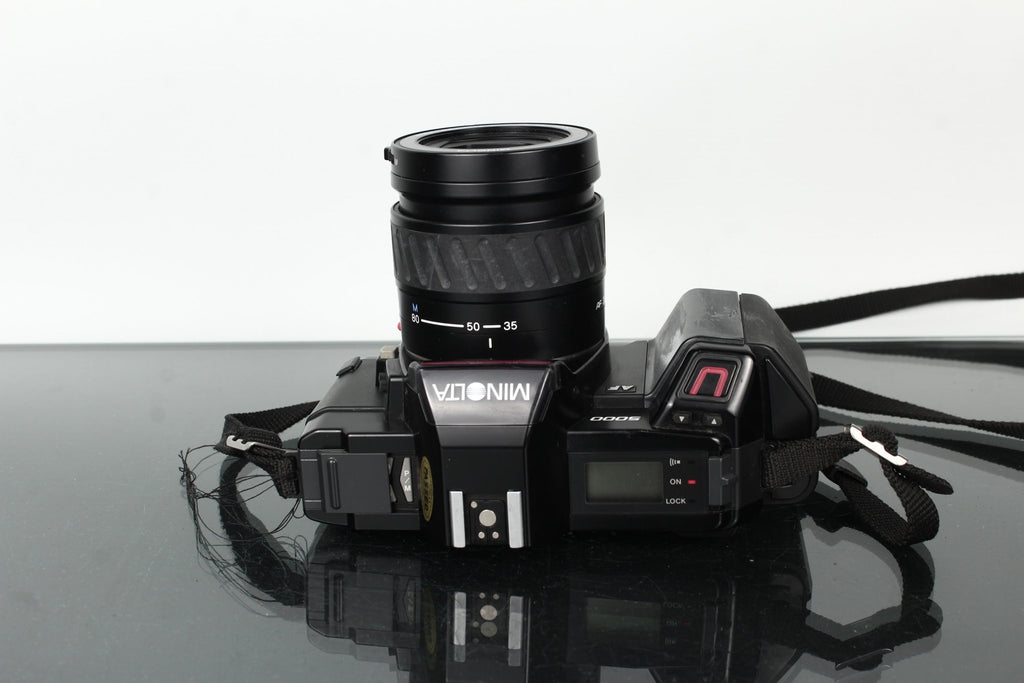 Minolta AF 5000 + Minolta AF Zoom 35 - 80mm f/4 - 5.6 - Dutch|Thrift