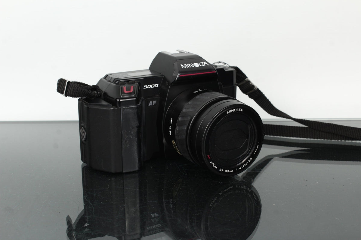Minolta AF 5000 + Minolta AF Zoom 35 - 80mm f/4 - 5.6 - Dutch|Thrift