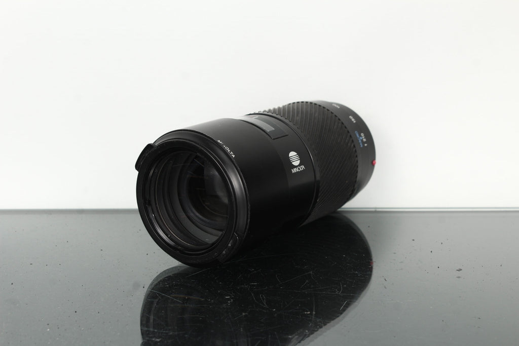 Minolta AF 70 - 210mm 1:4 - Dutch|Thrift