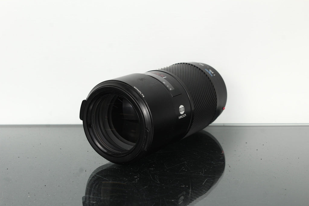 Minolta AF 70 - 210mm 1:4 - Dutch|Thrift