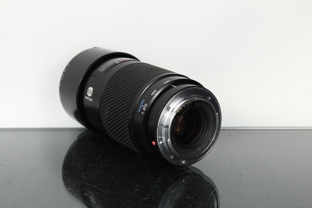 Minolta AF 70 - 210mm 1:4 - Dutch|Thrift