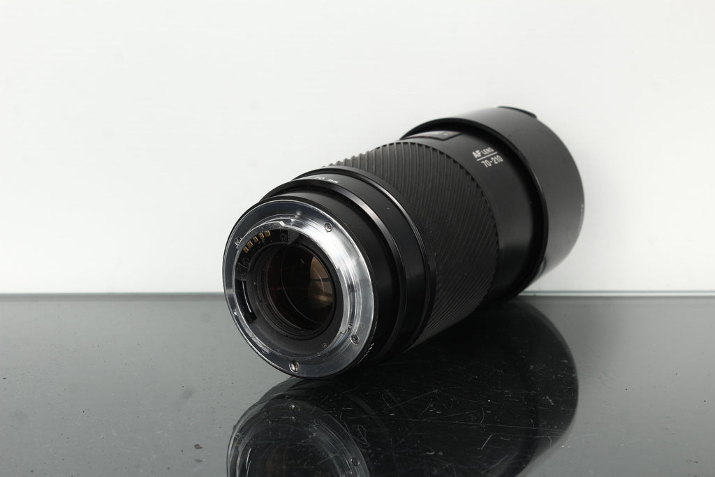 Minolta AF 70 - 210mm 1:4 - Dutch|Thrift